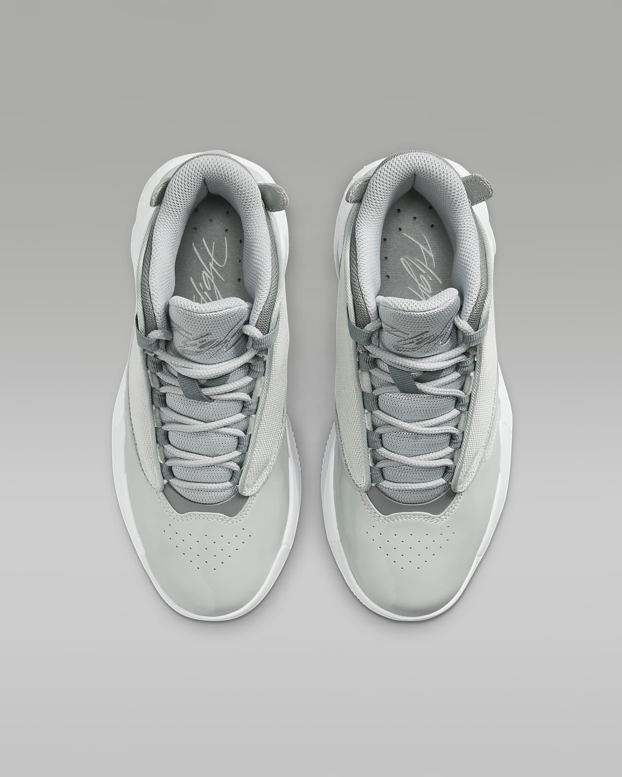 Jordan max aura aq984 on sale