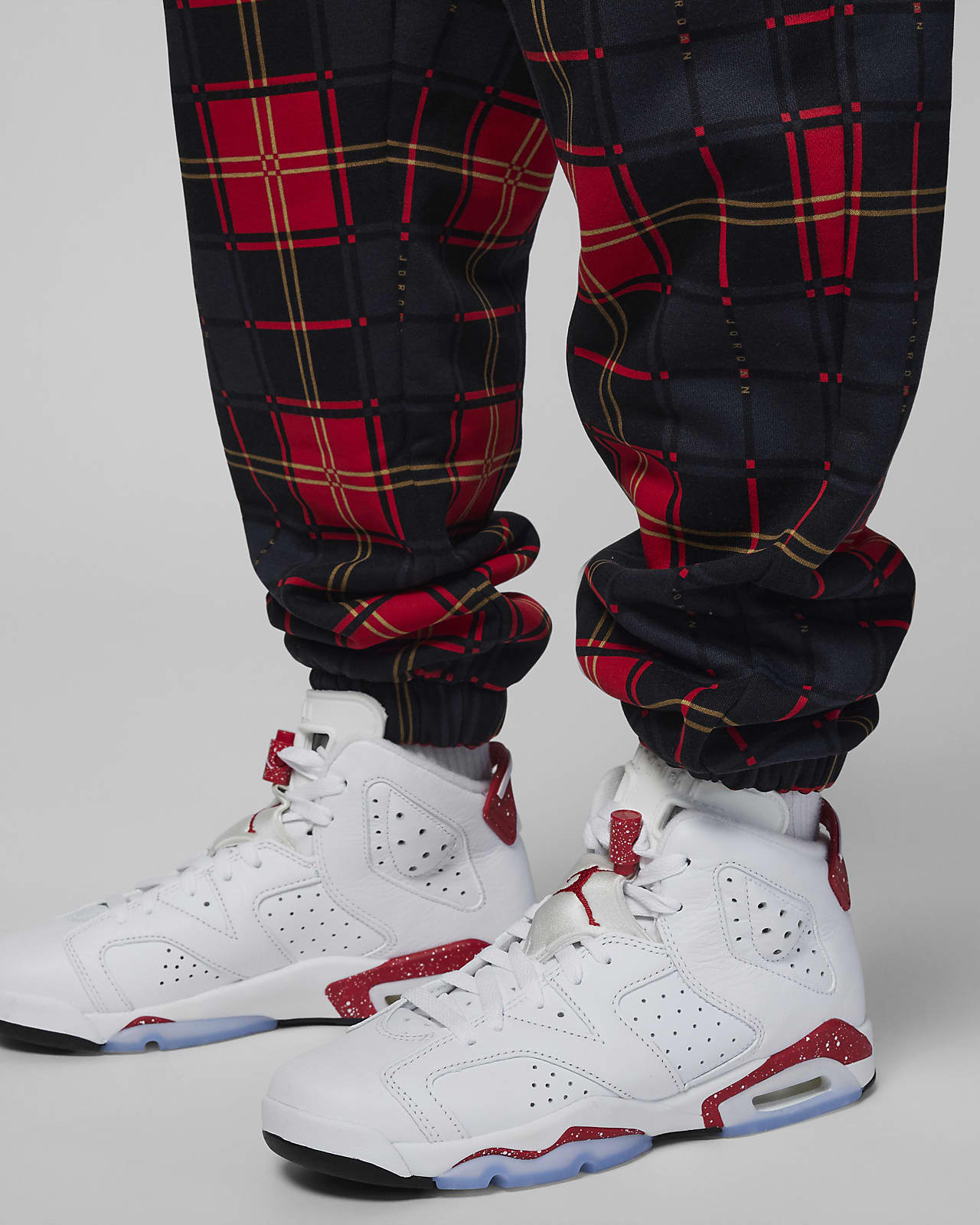 Brooklyn Fleece Plaid Jogger Pants Big Kids' Joggers. Nike JP