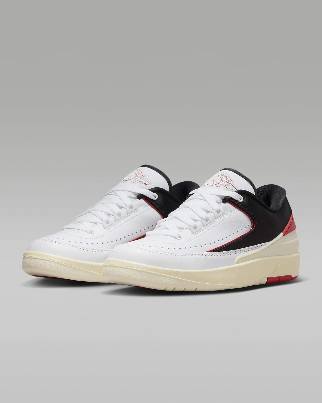 Air Jordan 2 Low 