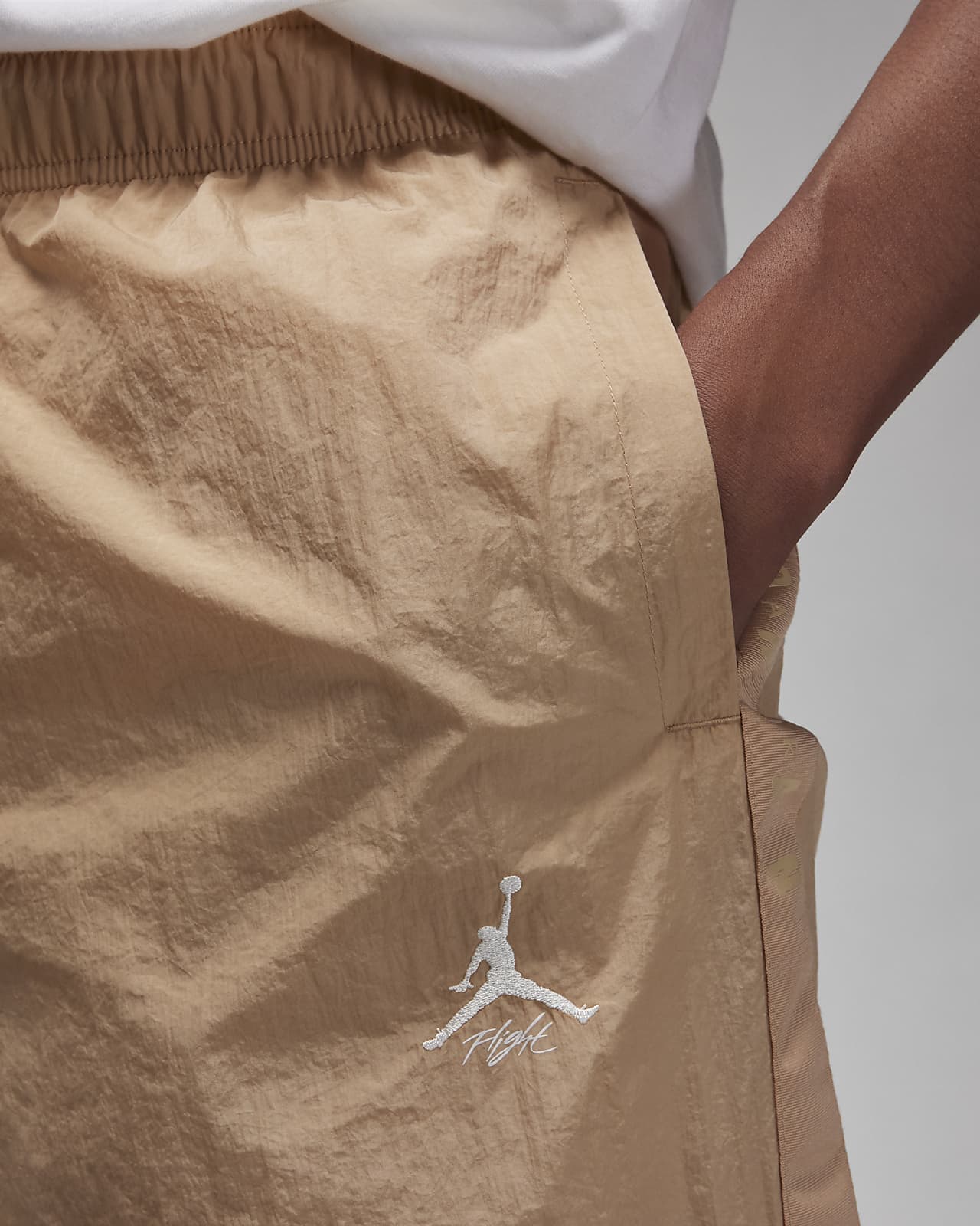 Jordan Essentials Men's Warm-Up Trousers. Nike CA