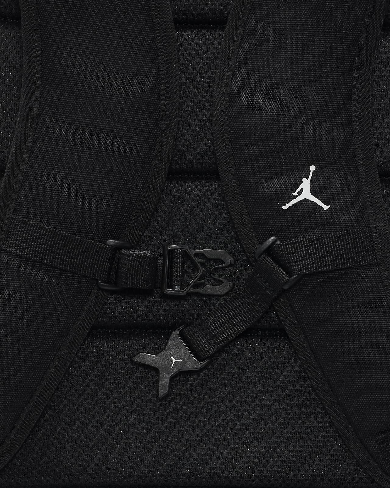 Nike backpack 35l hot sale