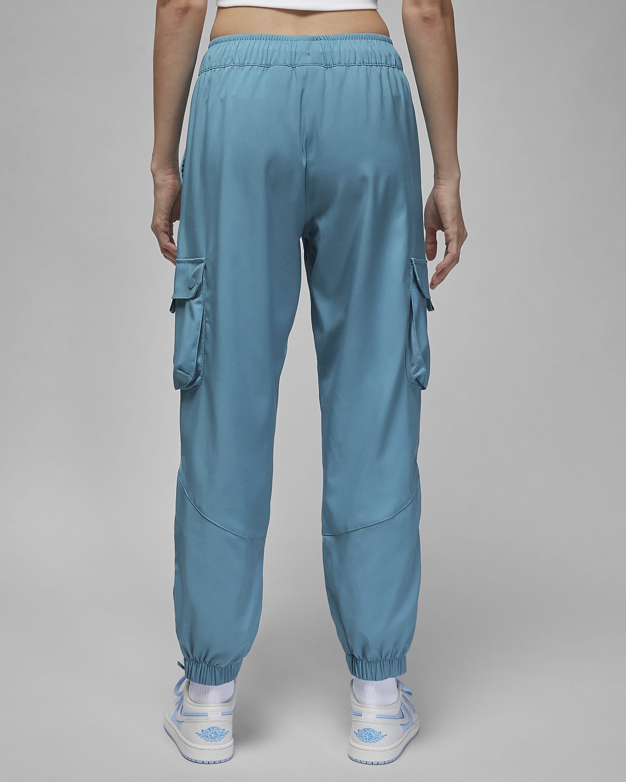 Unisex Nike Cargo Sweatshorts – Springy Jeans