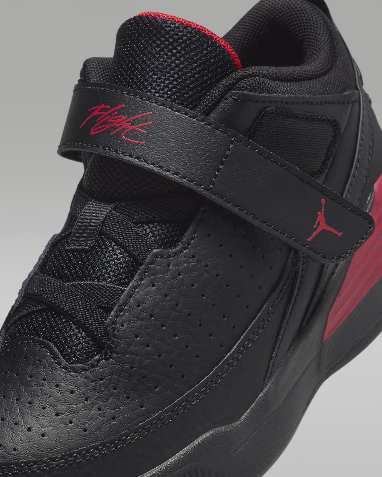 Nike jordan new arrivals max aura junior