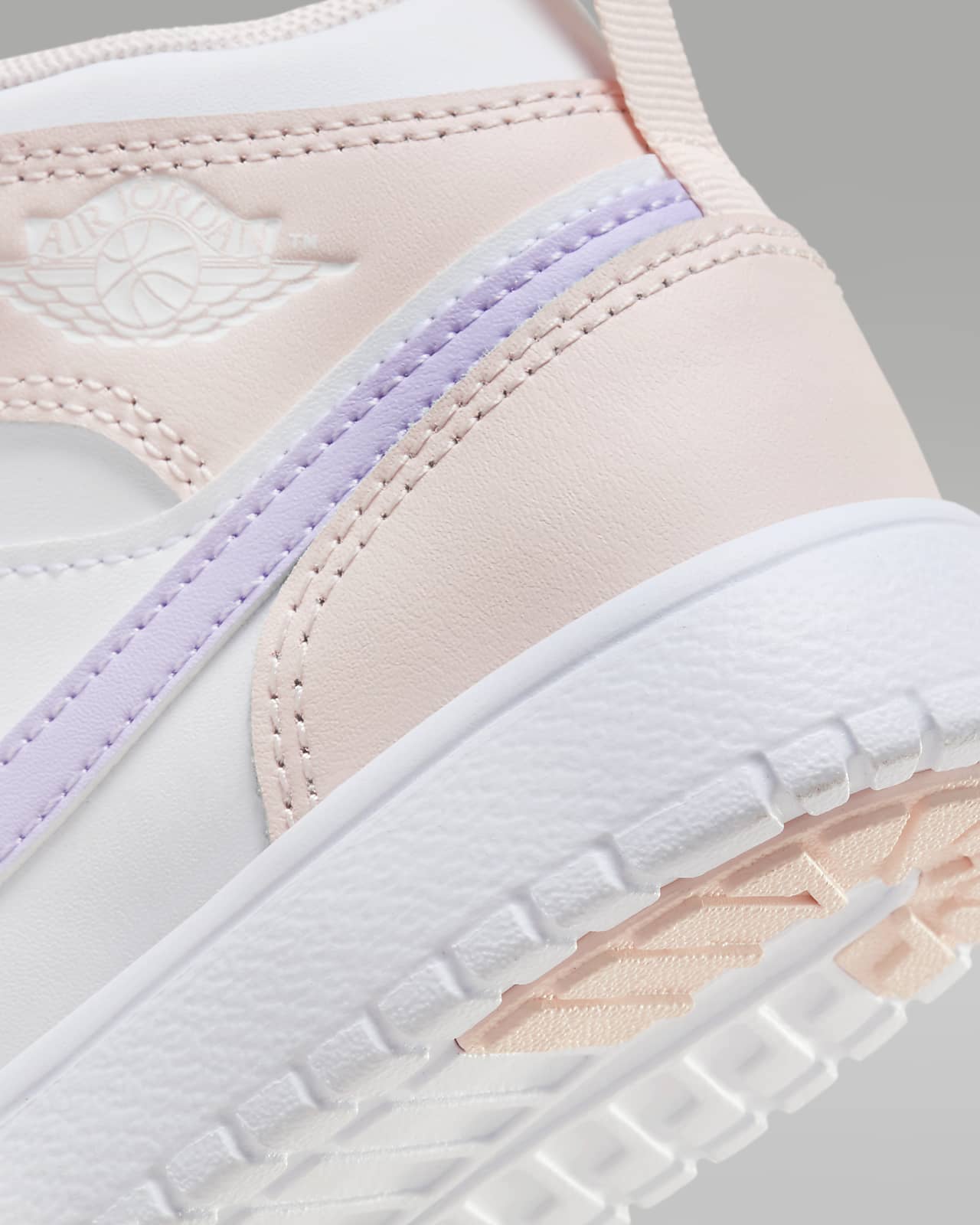 Tenis nike air cheap jordan 1 mid