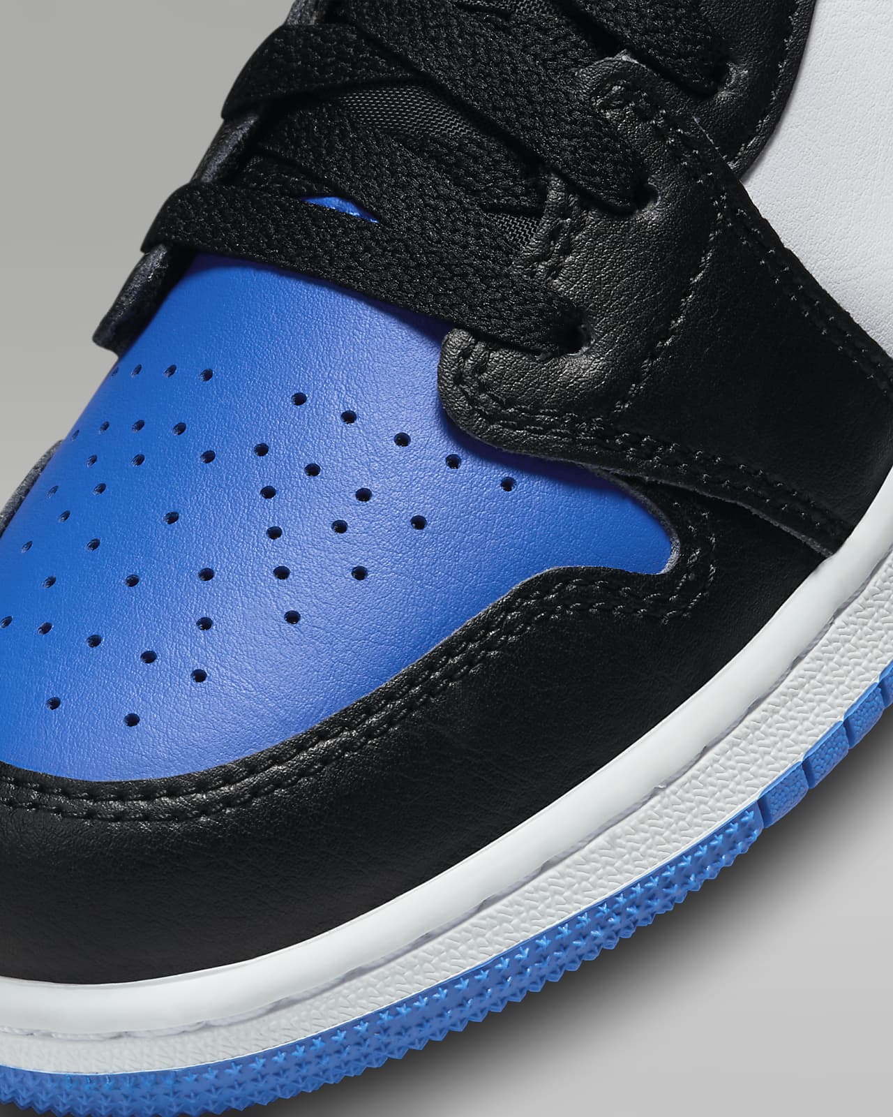 Air Jordan 1 Low Big Kids' Shoes. Nike.com