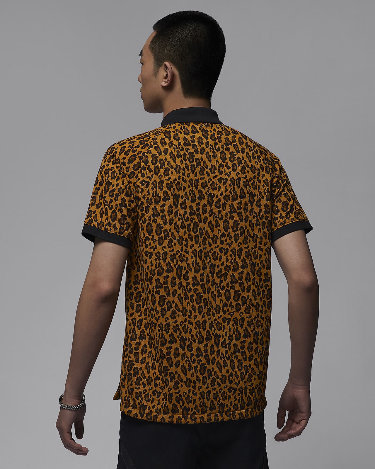 Air jordan golf polo sales
