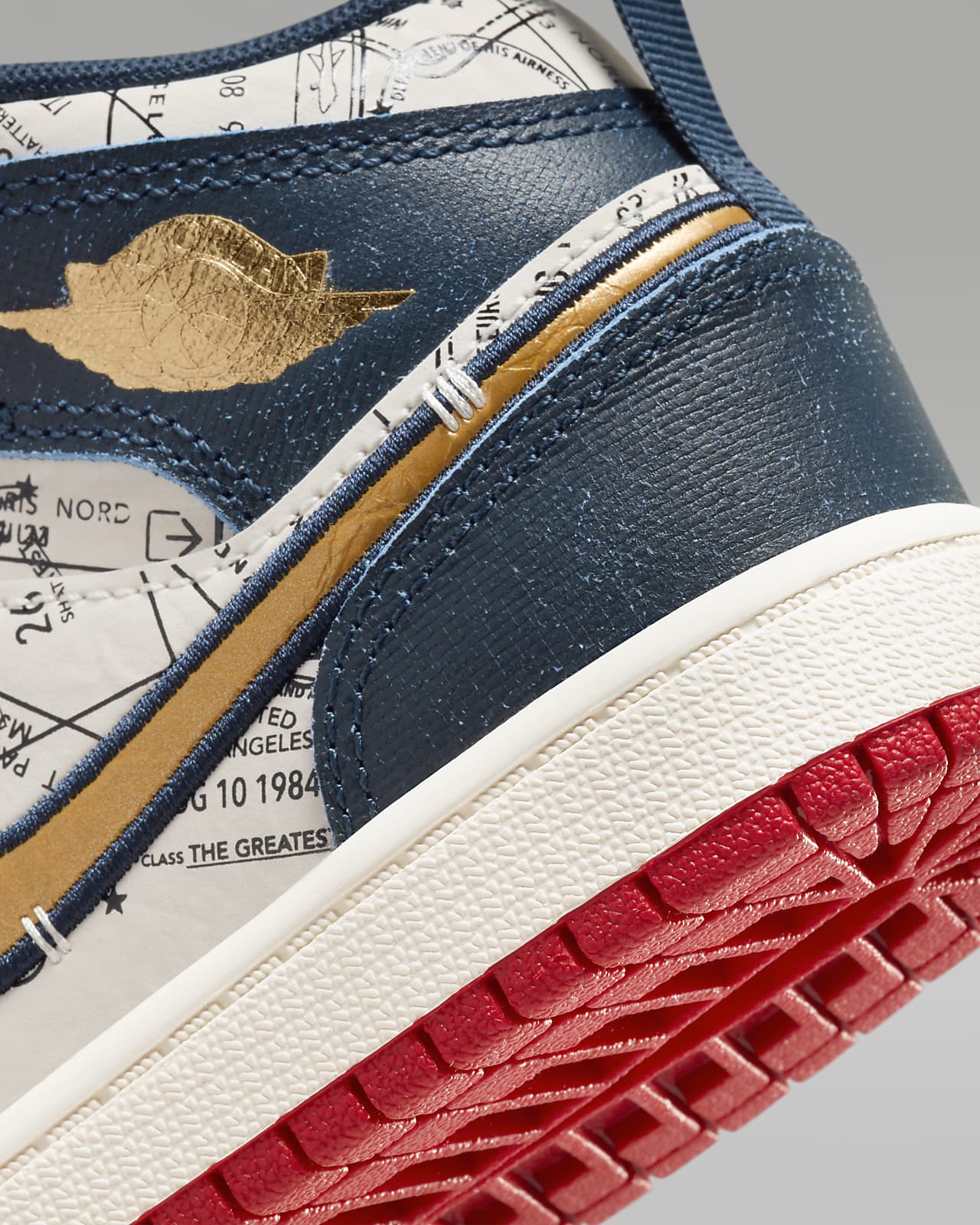 Jordan 1 Mid SE Younger Kids Shoes