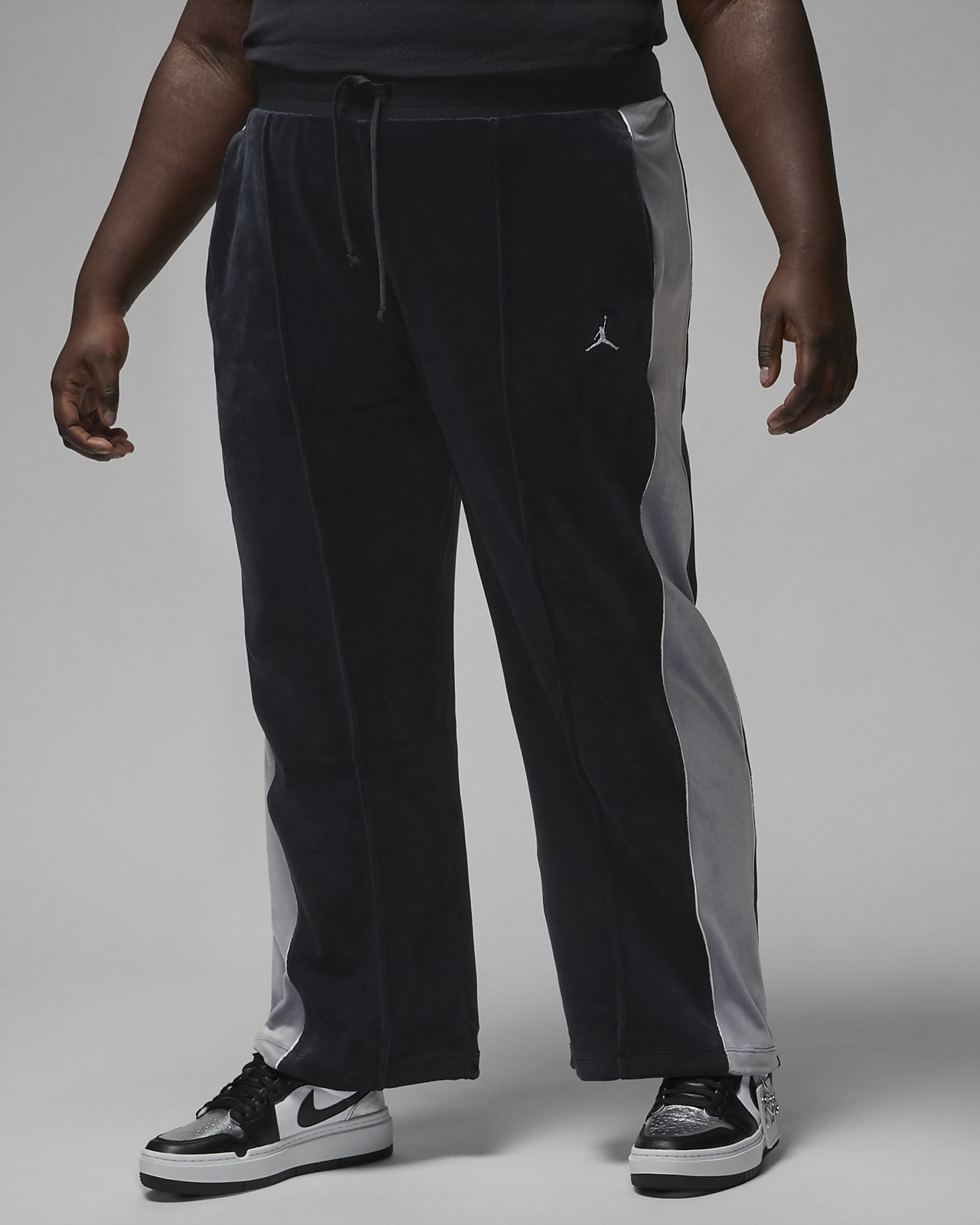 Jordan x J Balvin Woven Trousers. Nike CA
