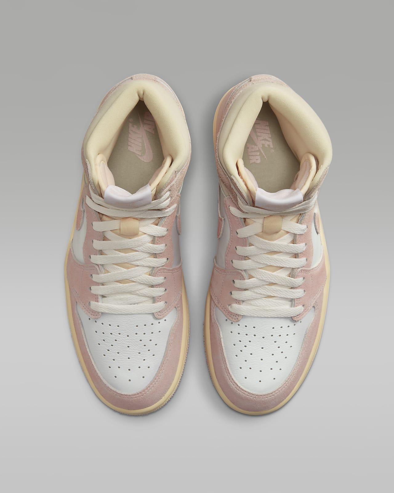 Air Jordan 1 Retro High OG Men's Shoes. Nike LU