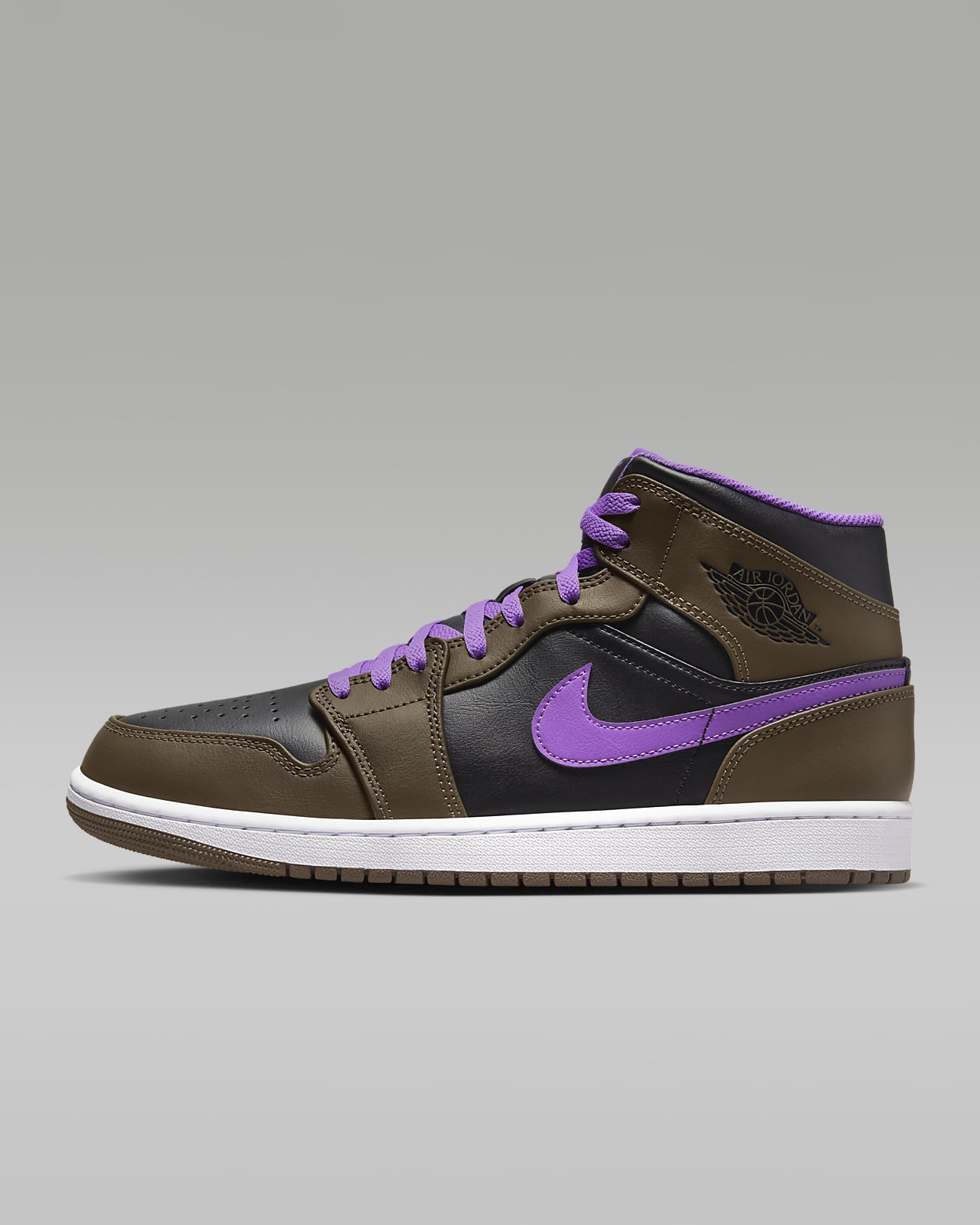 Air Jordan 1 Mid Men's Shoes. Nike CA