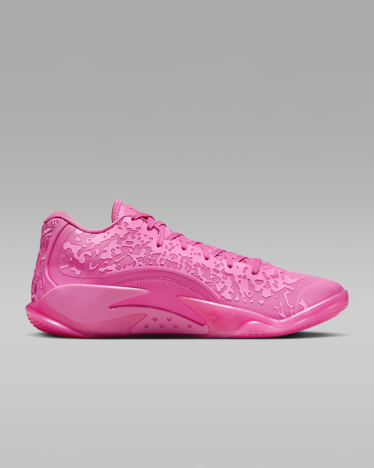 Nike pink sales basketball shoes