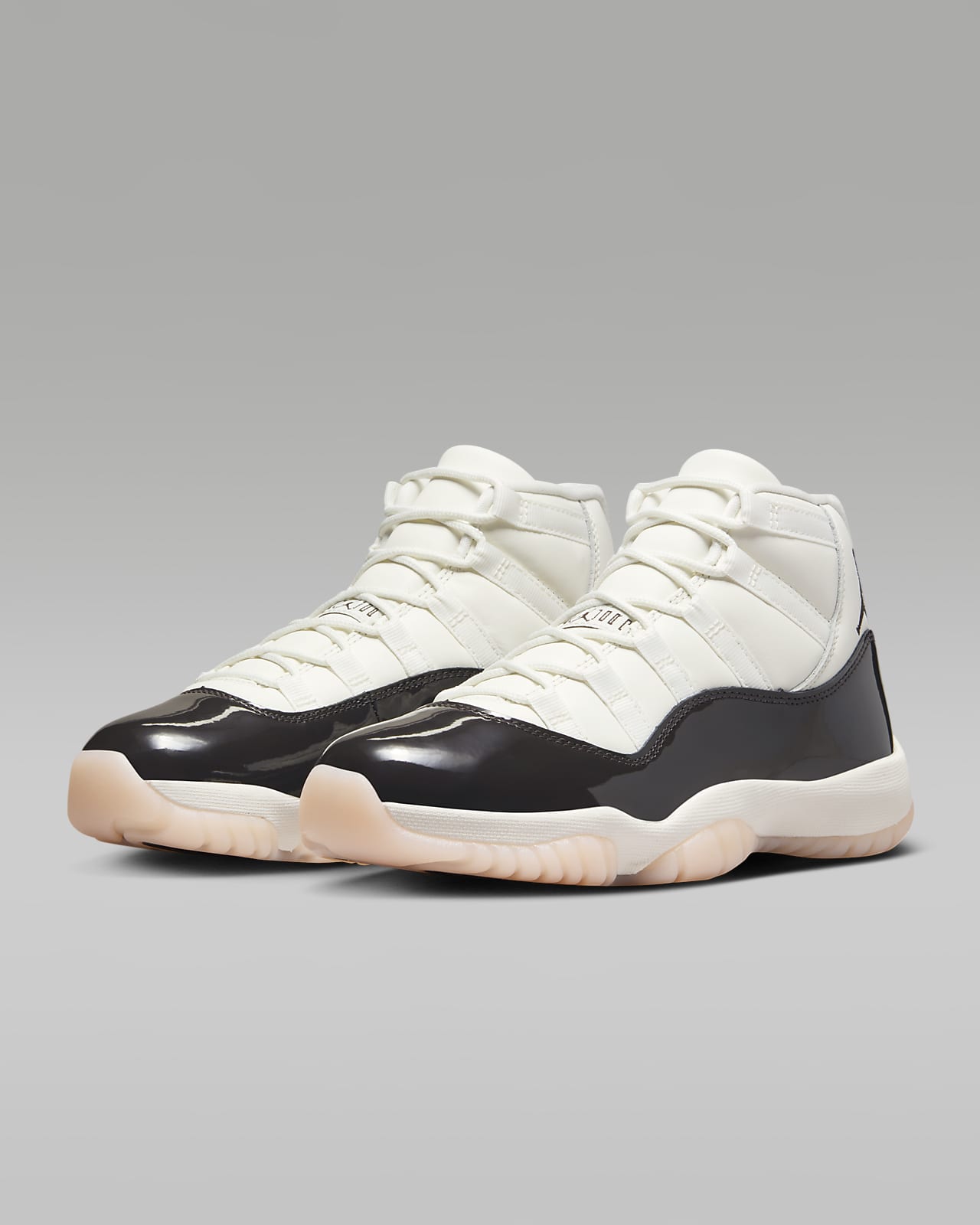 Air Jordan 11 Neapolitan Women s Shoes