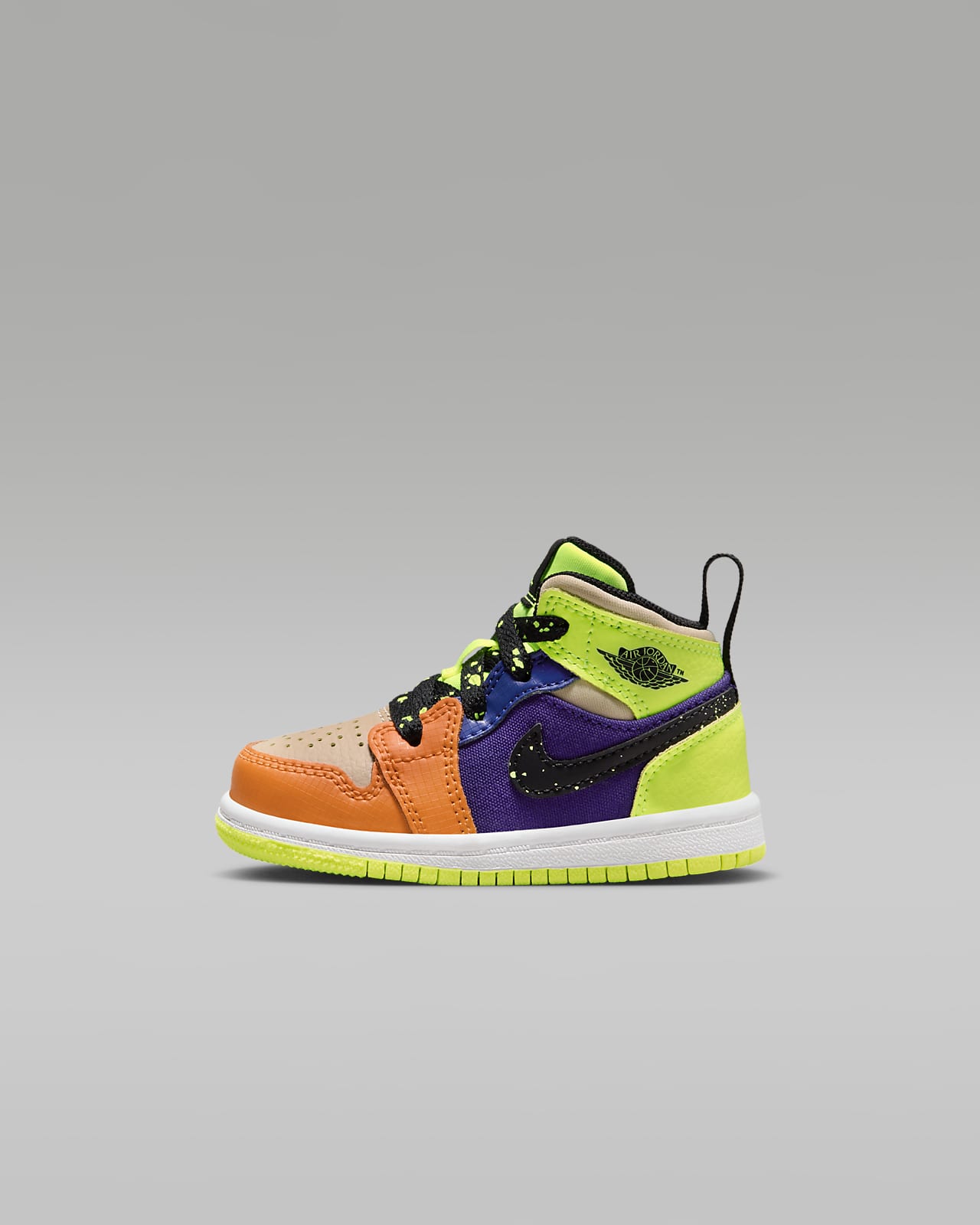 Jordan 3 Retro Baby/Toddler Shoes. Nike LU