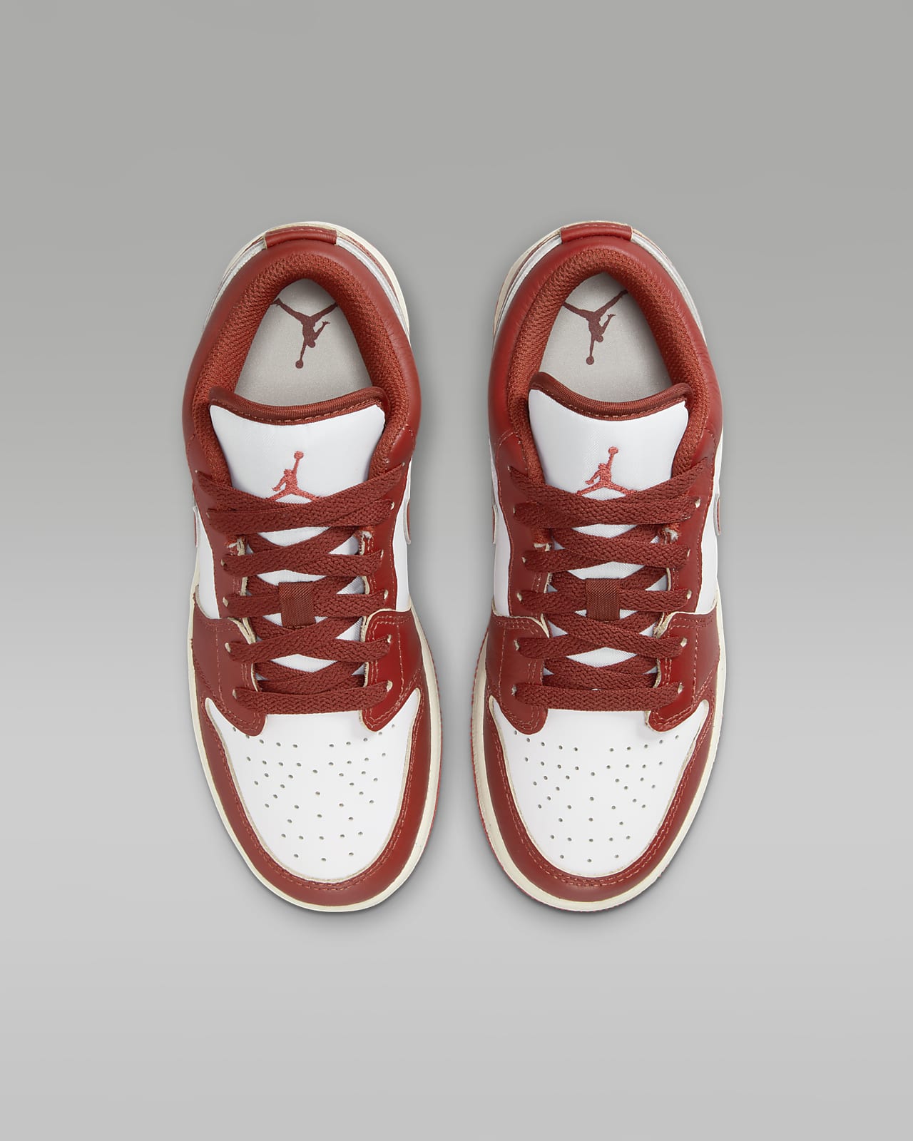Jordan sail outlet red