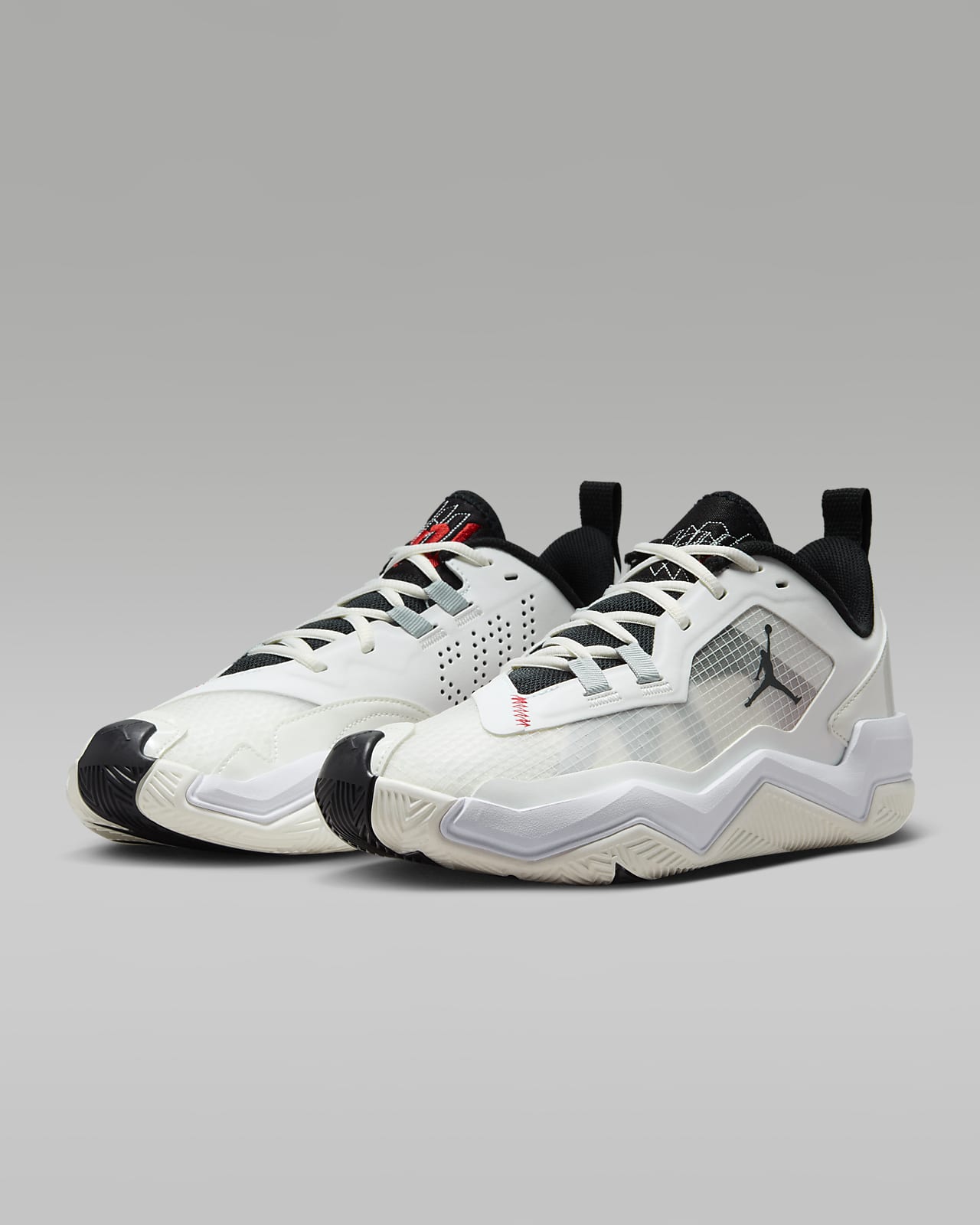4 nike on sale
