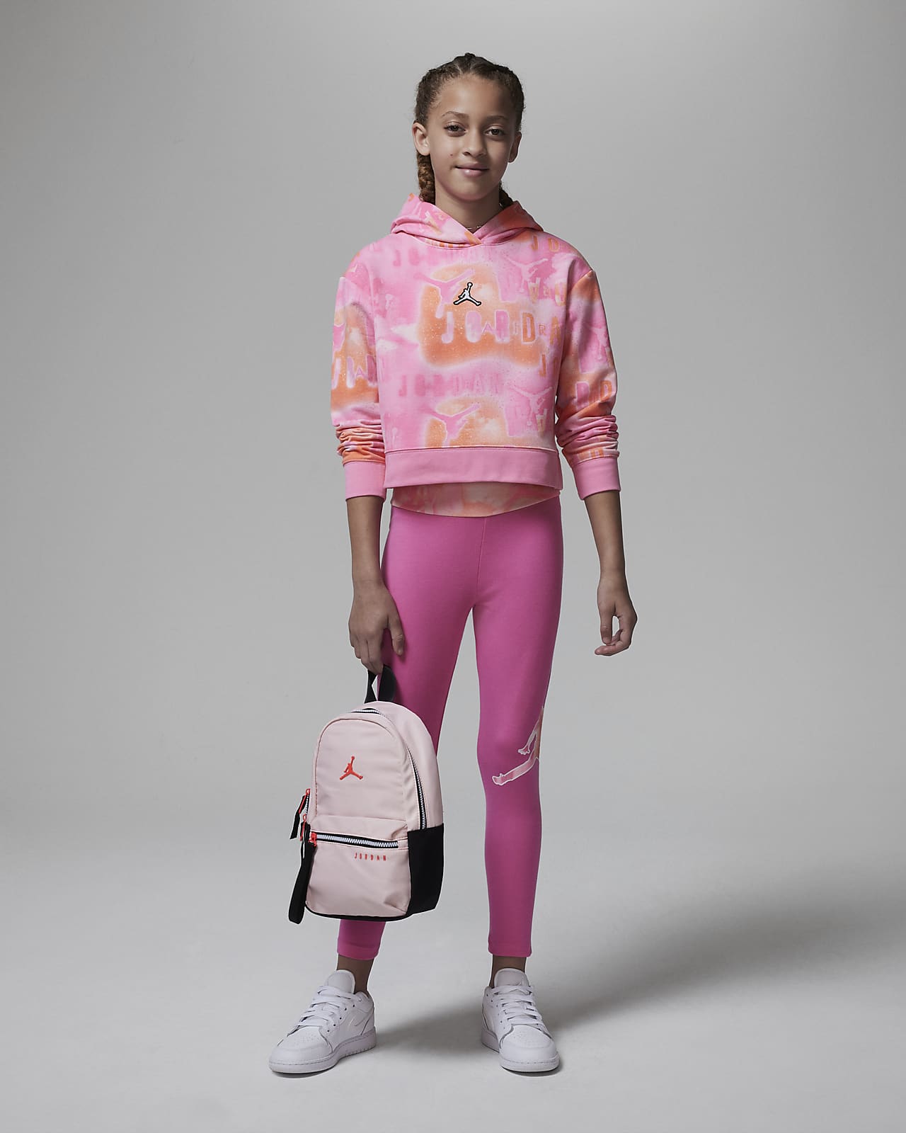 Jordan Older Kids' Essentials Printed Boxy Pullover Hoodie. Nike LU