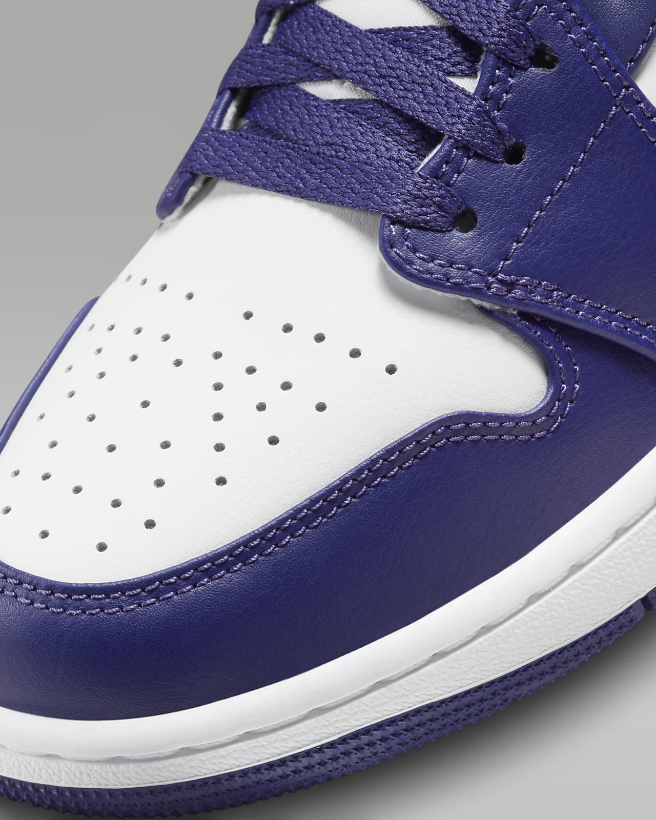 Air Jordan 1 中筒男鞋。Nike TW