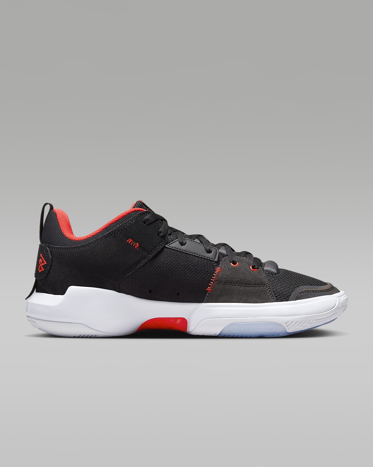 Chaussure de basketball jordan deals
