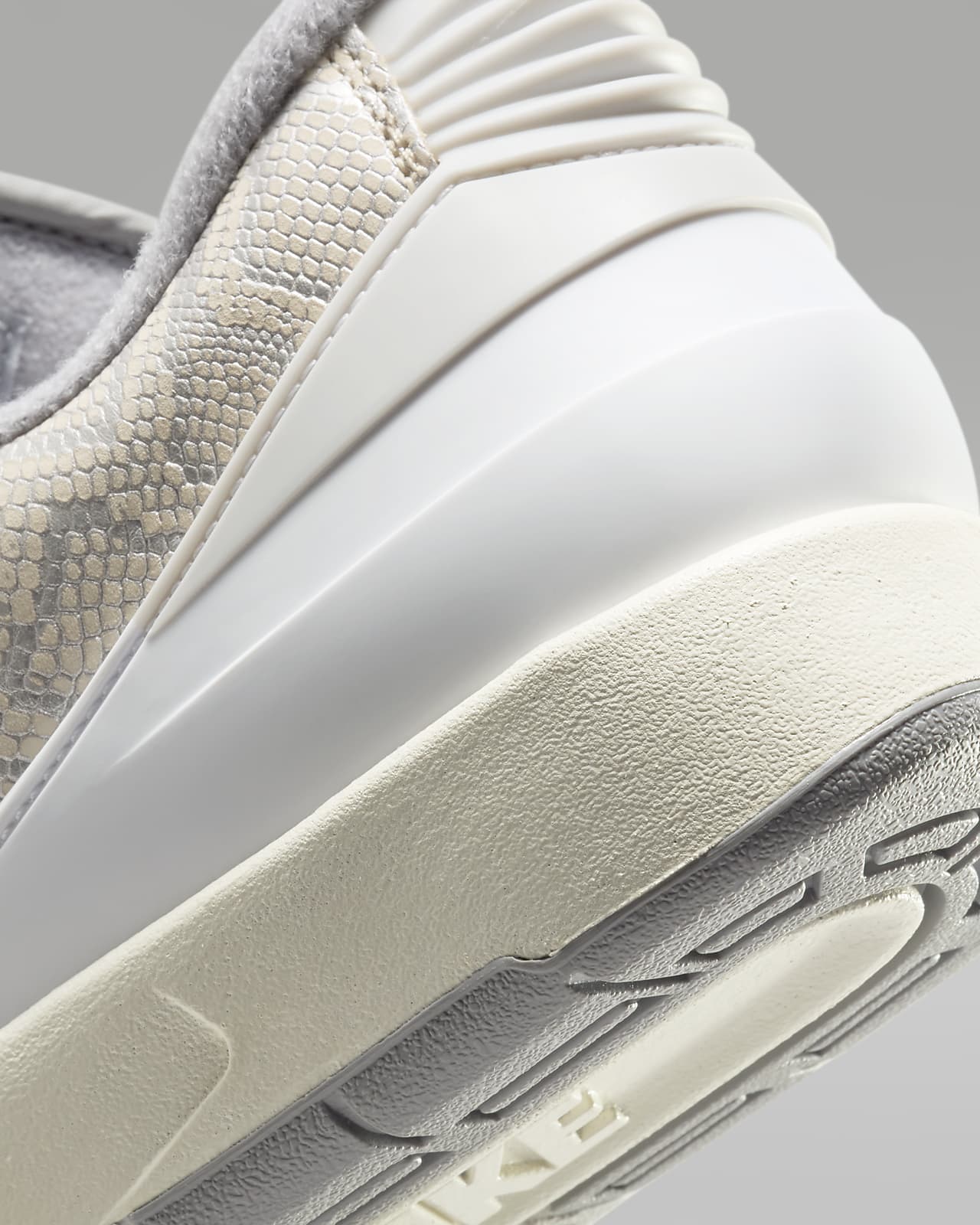 Air Jordan 2 Retro Low 'Python' Men's Shoes. Nike CA