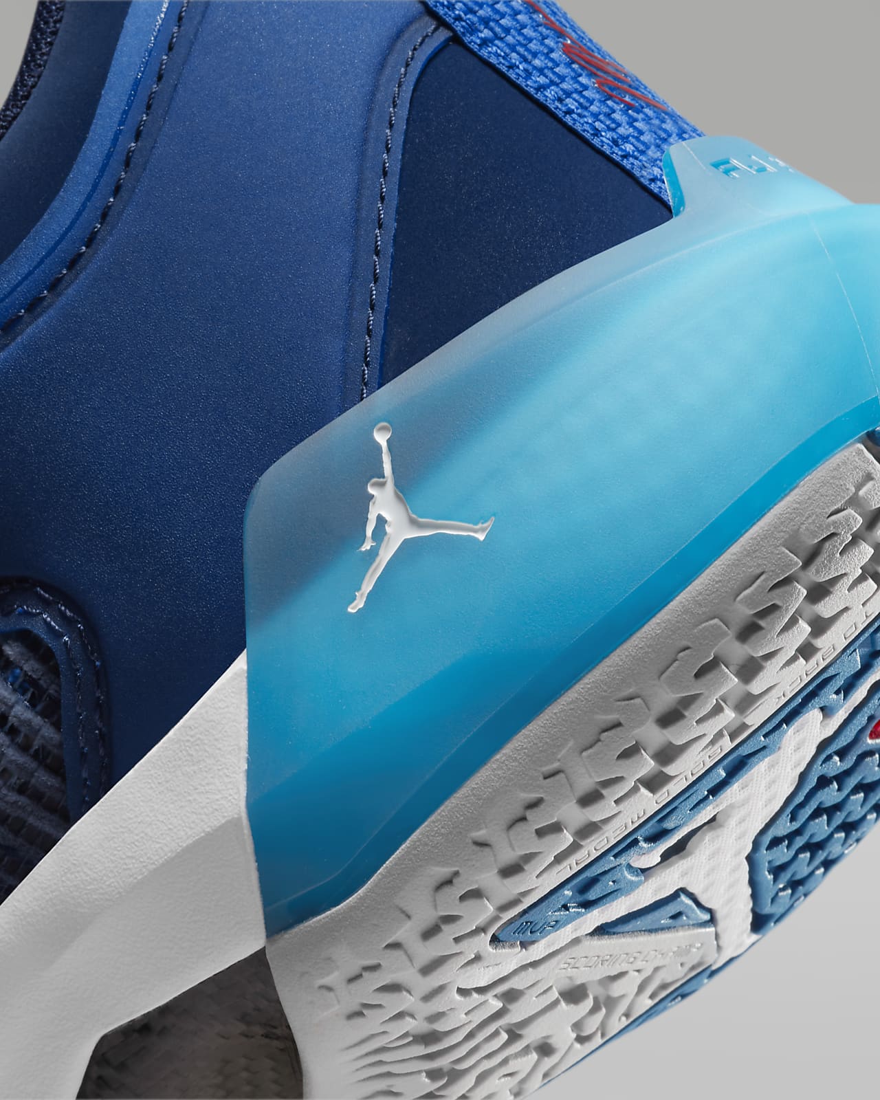 Air Jordan XXXVII 低筒 PF 男款籃球鞋