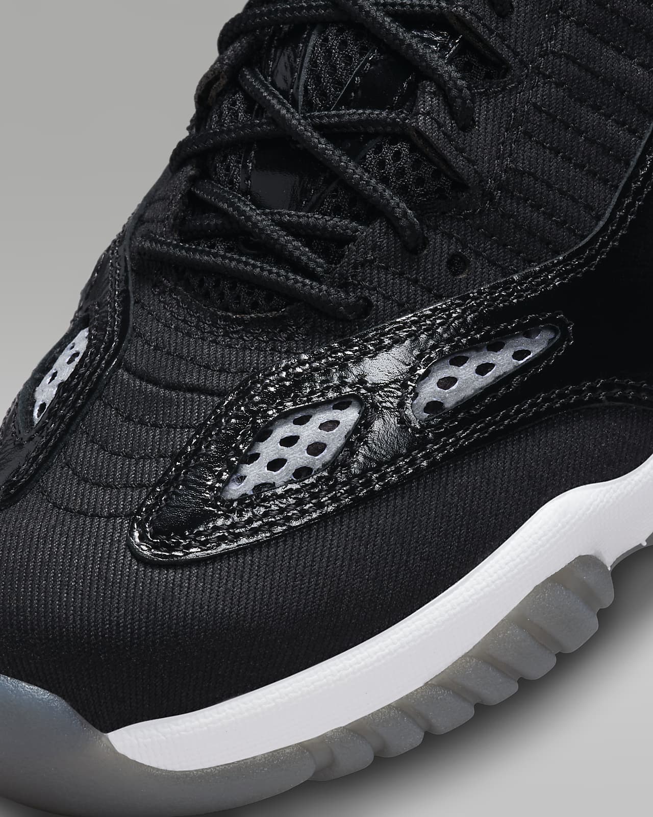 Air Jordan 11 Retro 低筒IE 男鞋。Nike TW