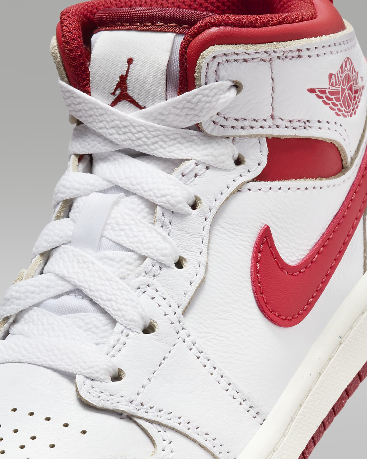 Chaussure enfant jordan deals