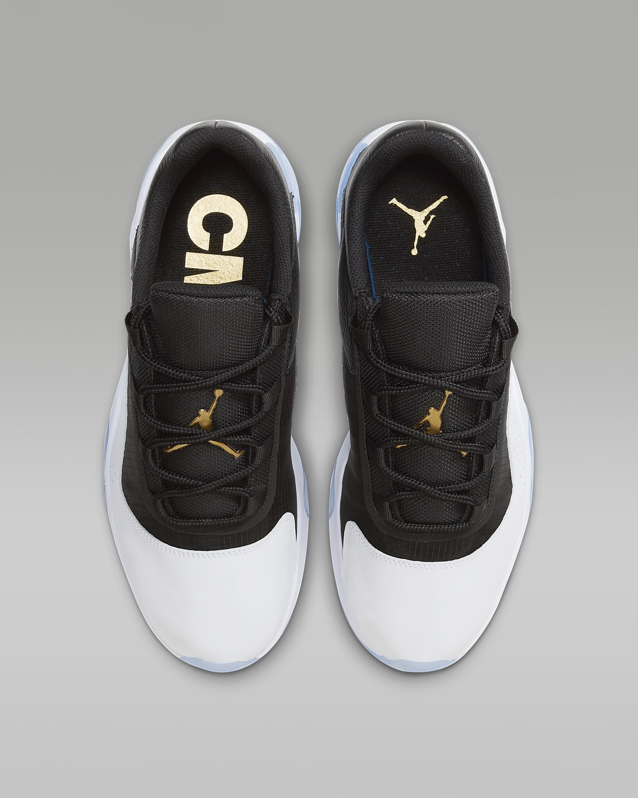 Nike Air Jordan 11 Retro Space Jam | Size 14, Sneaker in Black/White/Blue