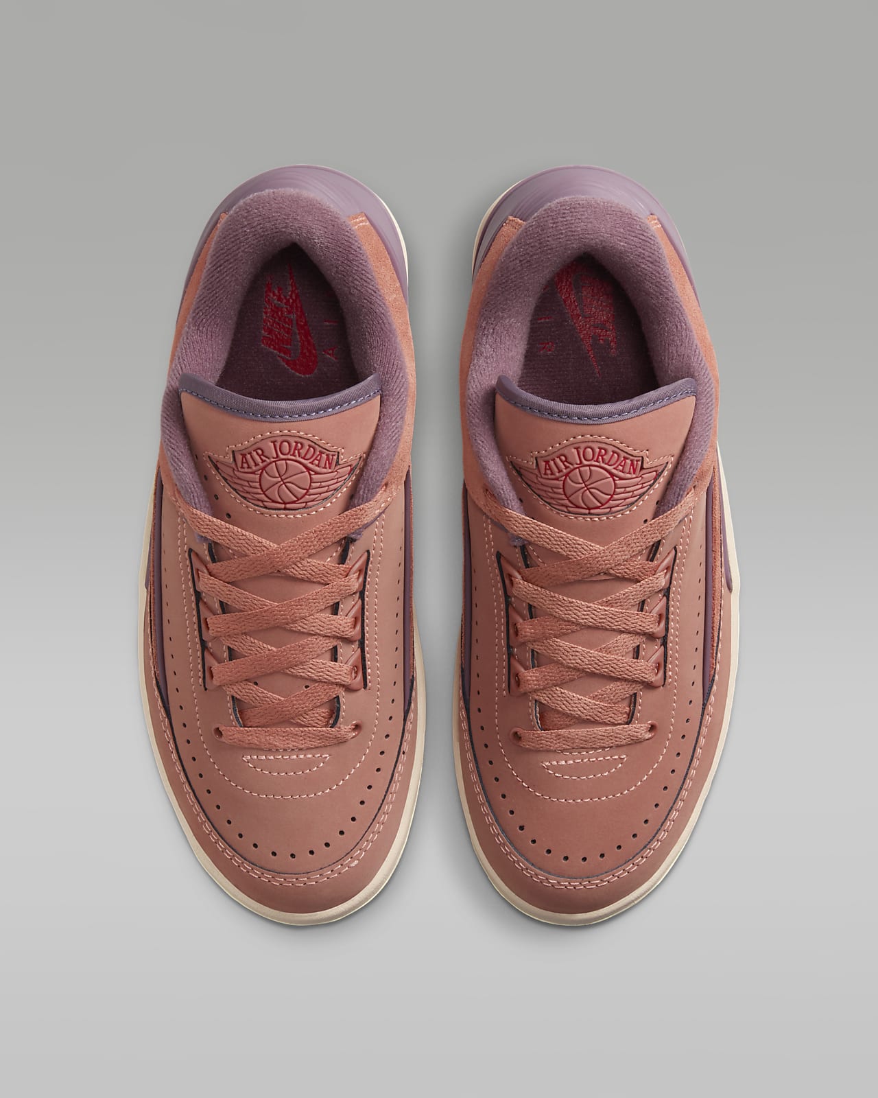 Air Jordan 2 Retro Low Women's Shoes