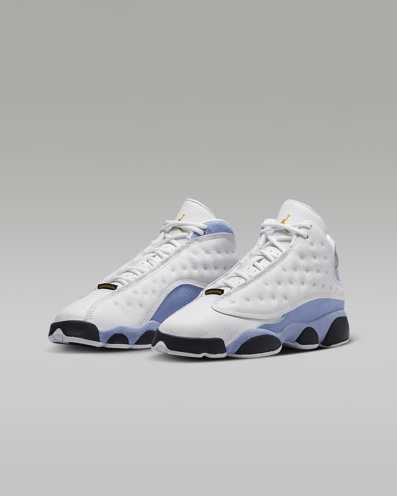 Jordan retro 13 negro con online amarillo
