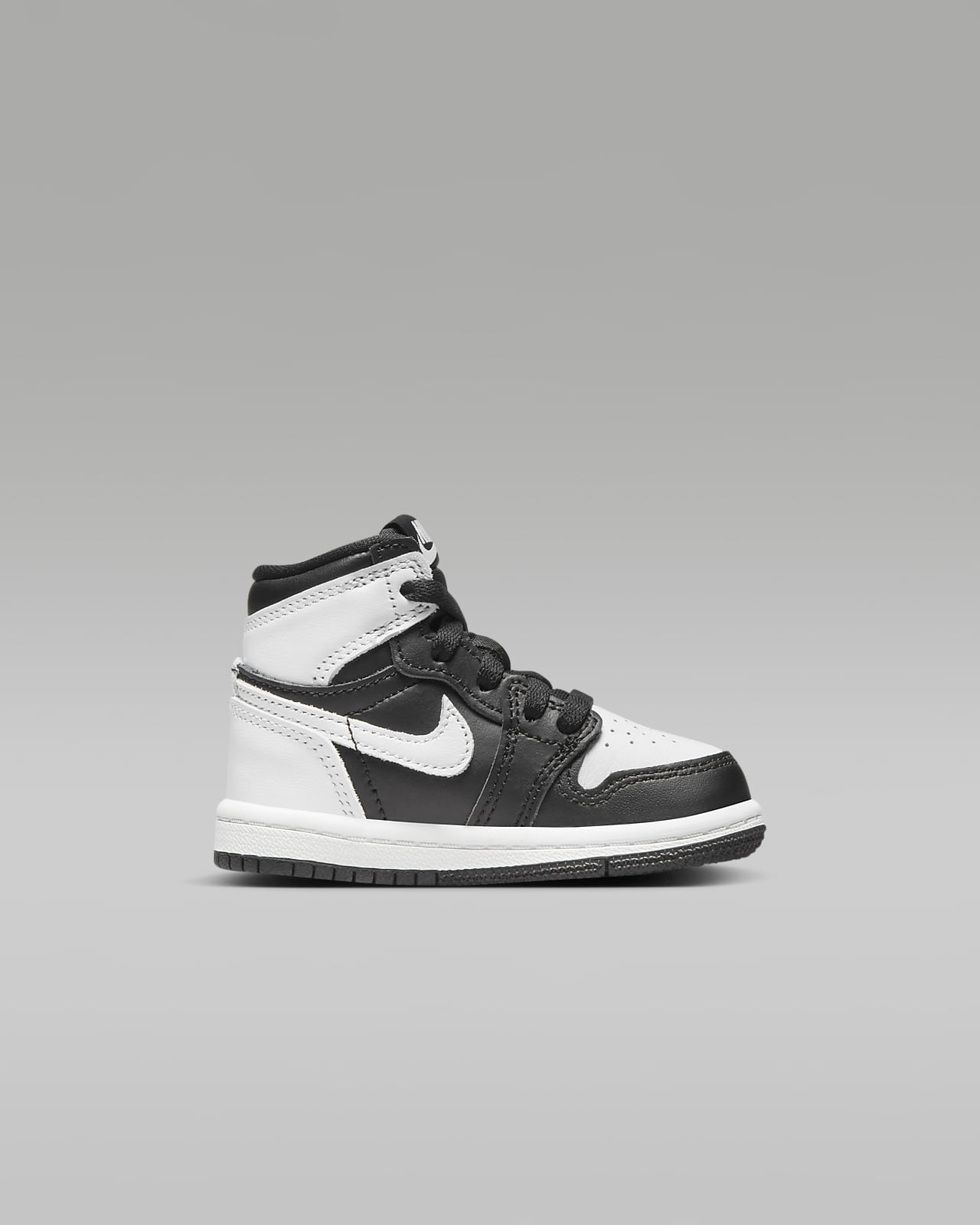 All black and white shoes store
