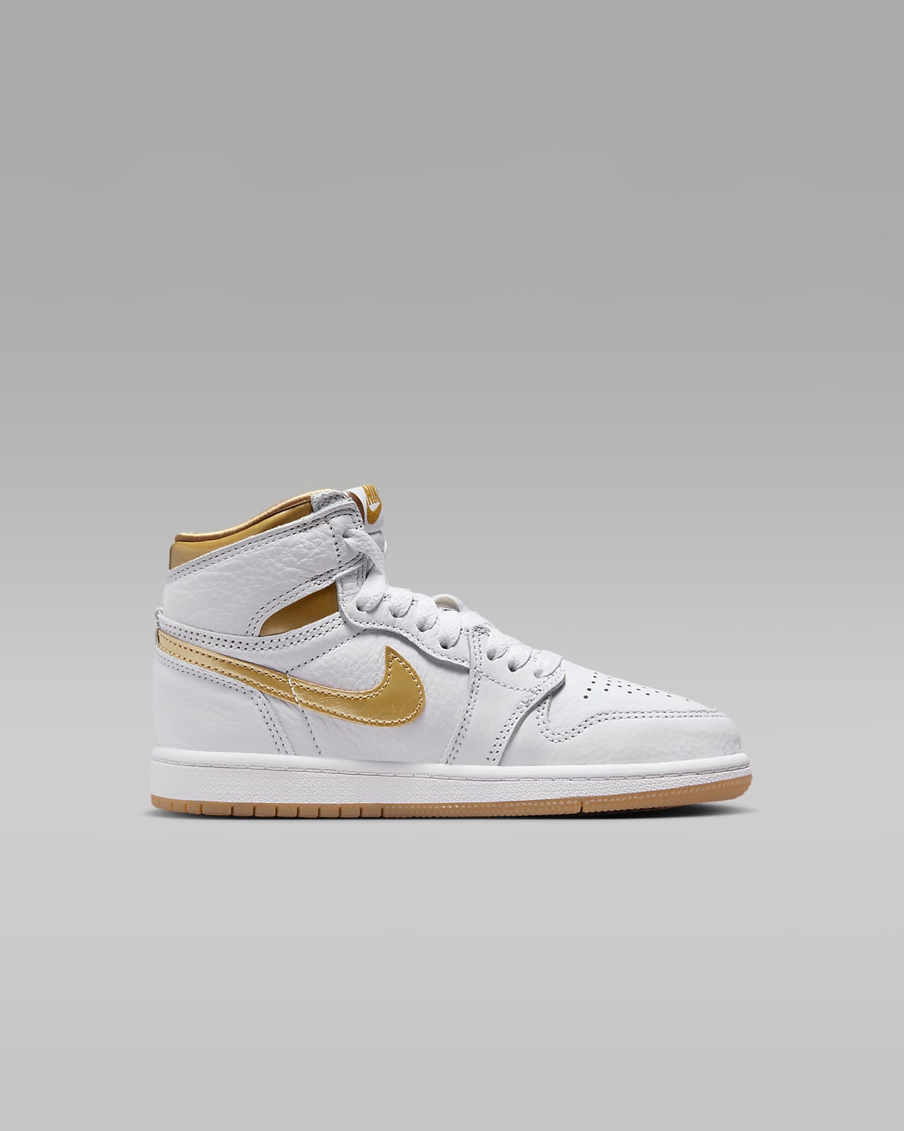Gold nike hotsell shoes for kids