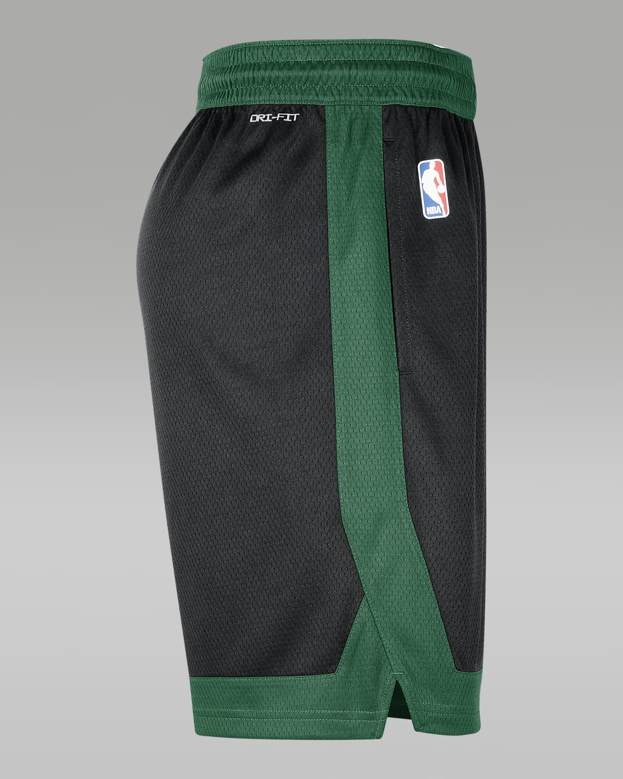 Nike t-shirt Basketball Boston Celtics mesh shorts in black and green
