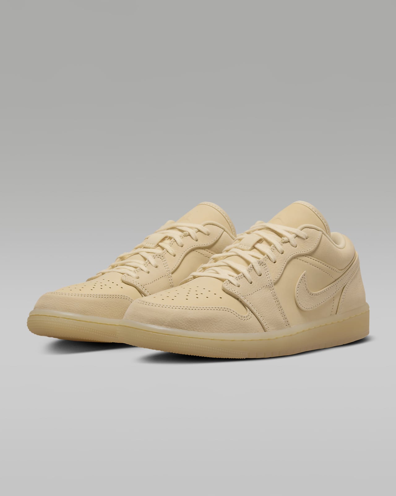 Air Jordan 1 Low SE Women's Shoes