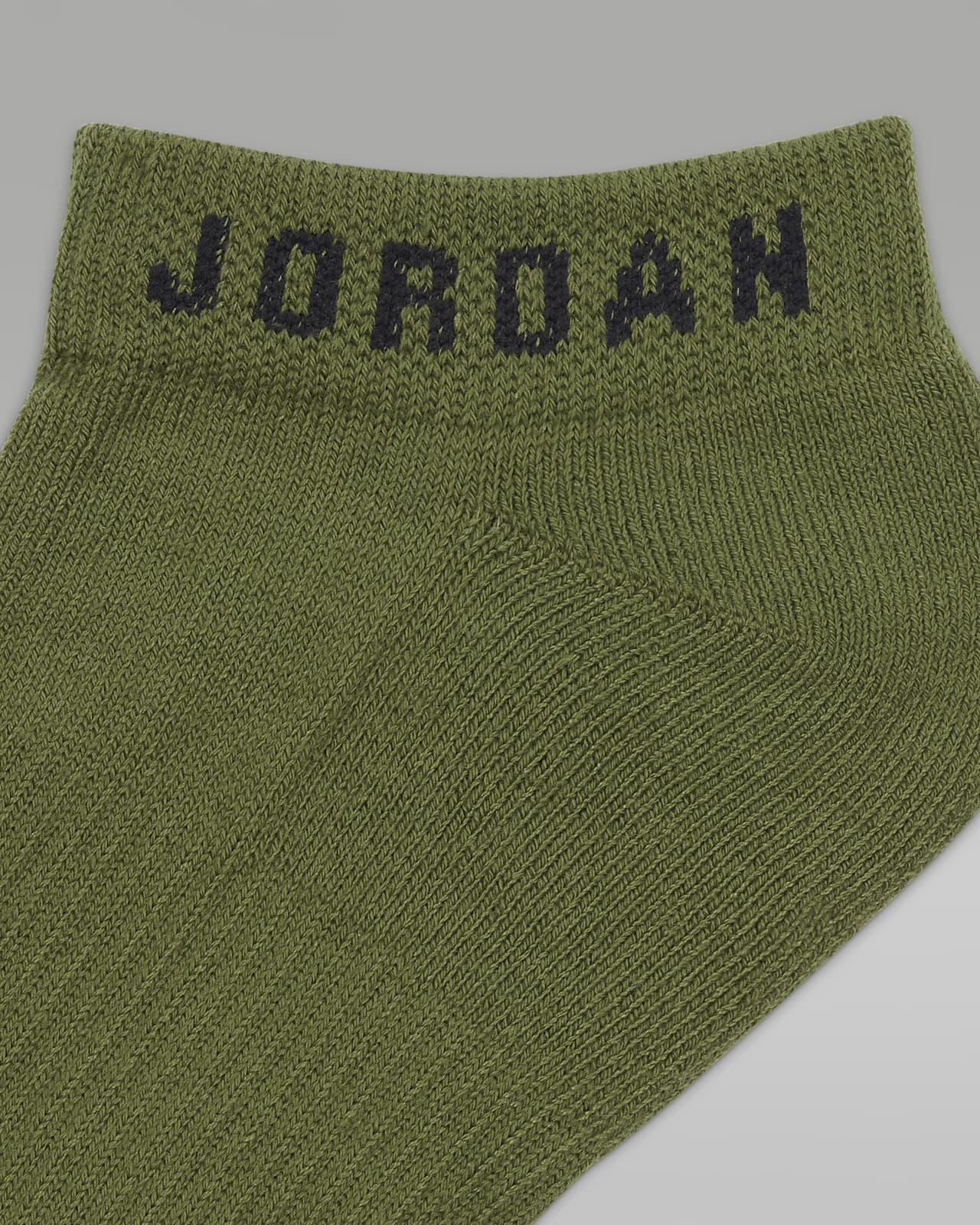 Green top jordan socks