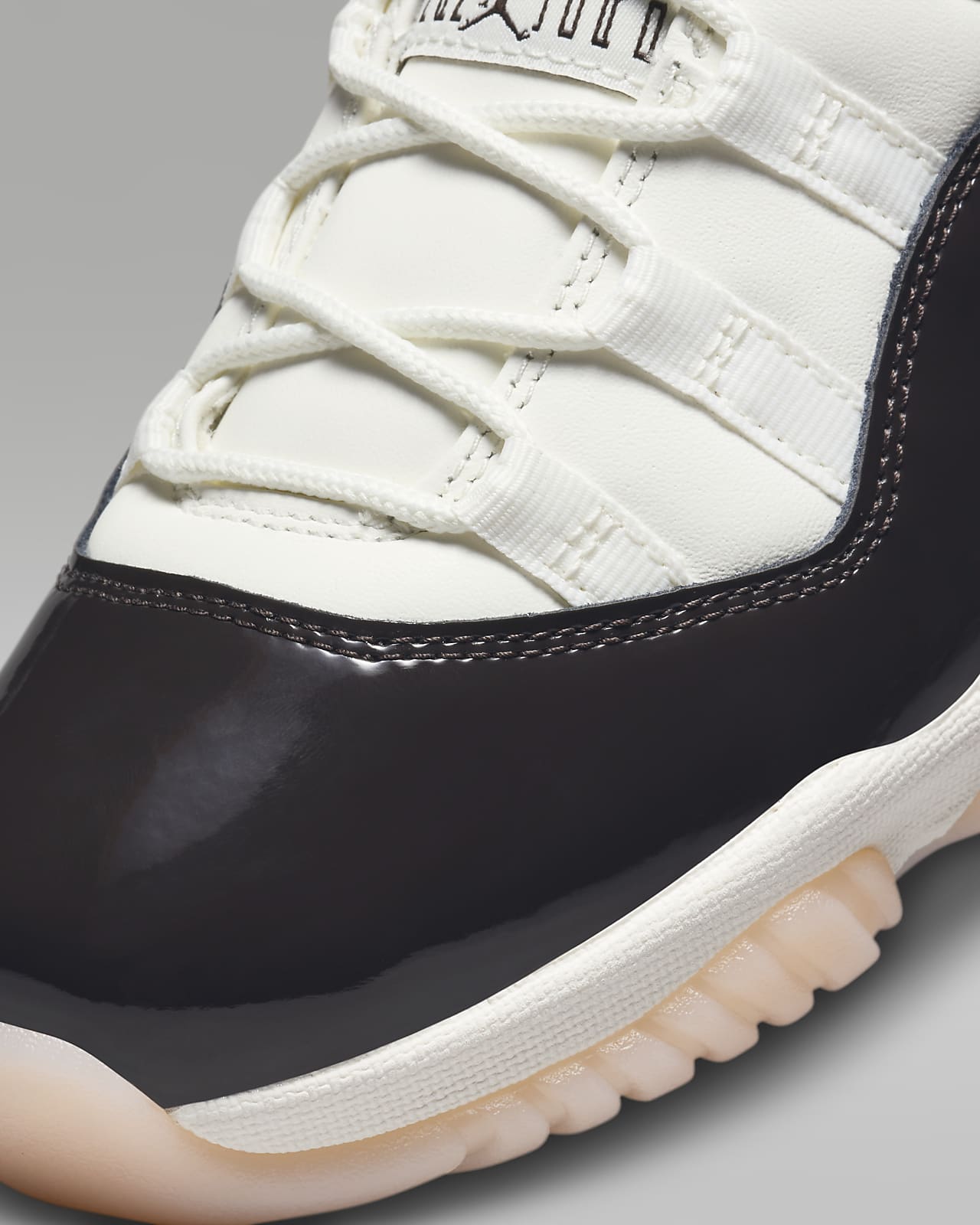Chaussure Air Jordan 11 Neapolitan pour femme