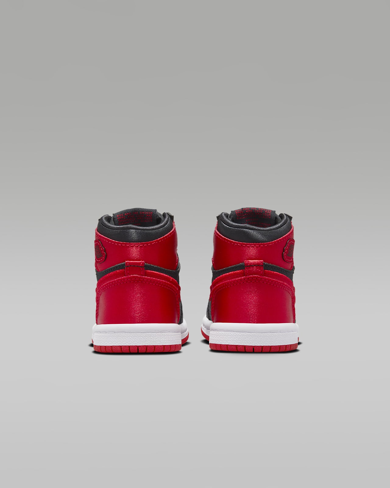 Chaussure Jordan 1 Retro High OG pour enfant. Nike LU