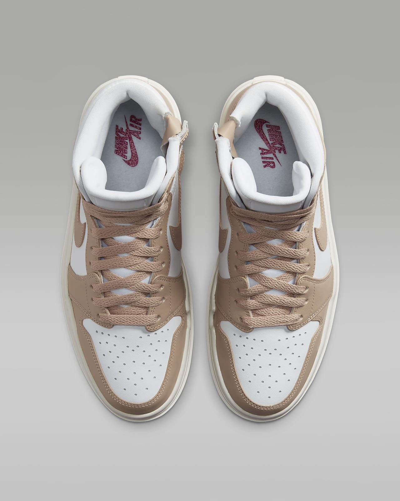 【最安値国産】Nike Air Jordan1 WMNS High OG 28.5cm 靴