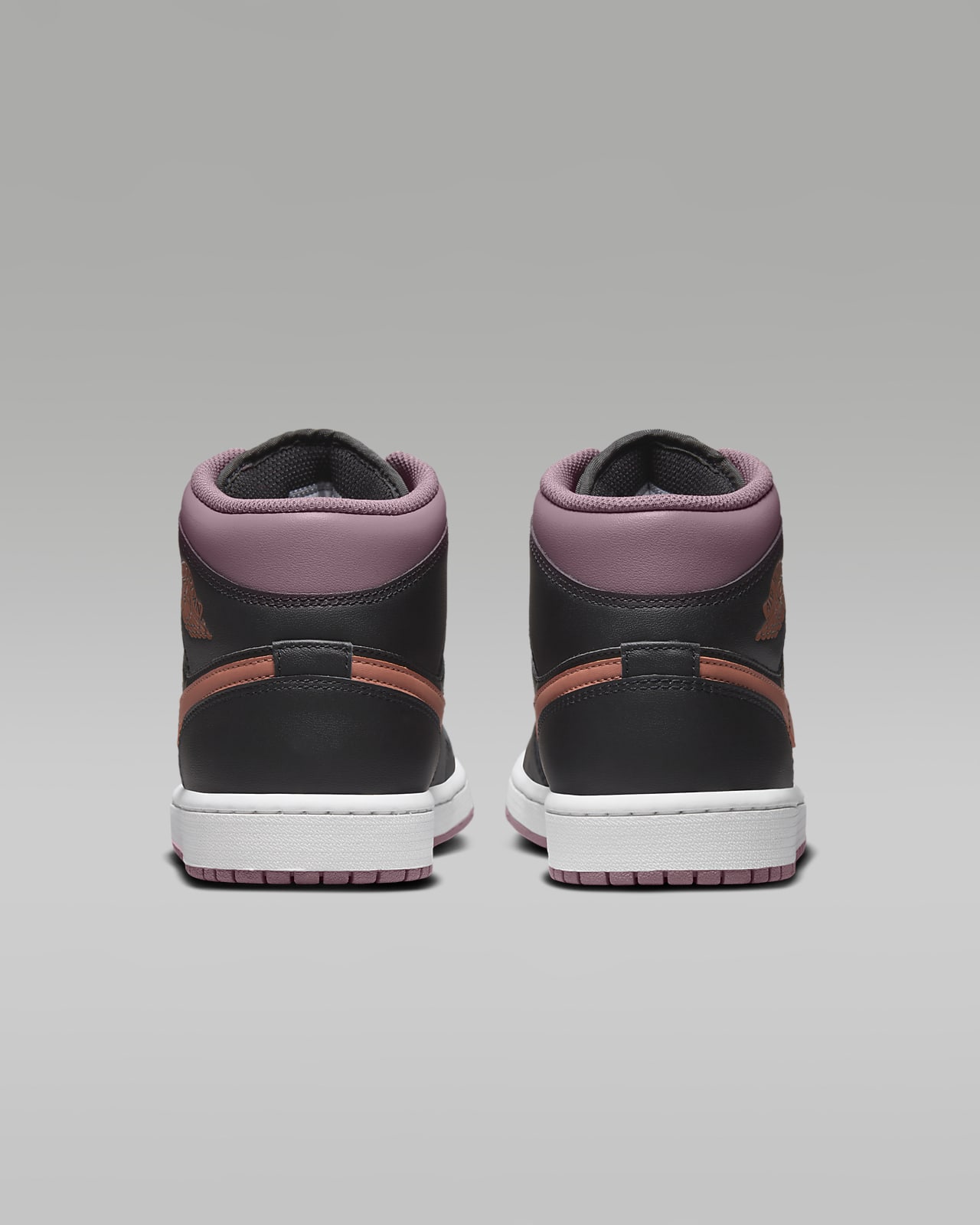 Air Jordan 1 Mid SE Men s Shoes