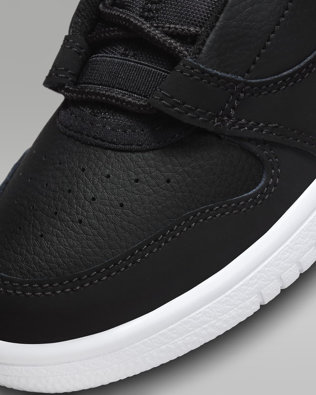 Nike black and clearance white fade shoes