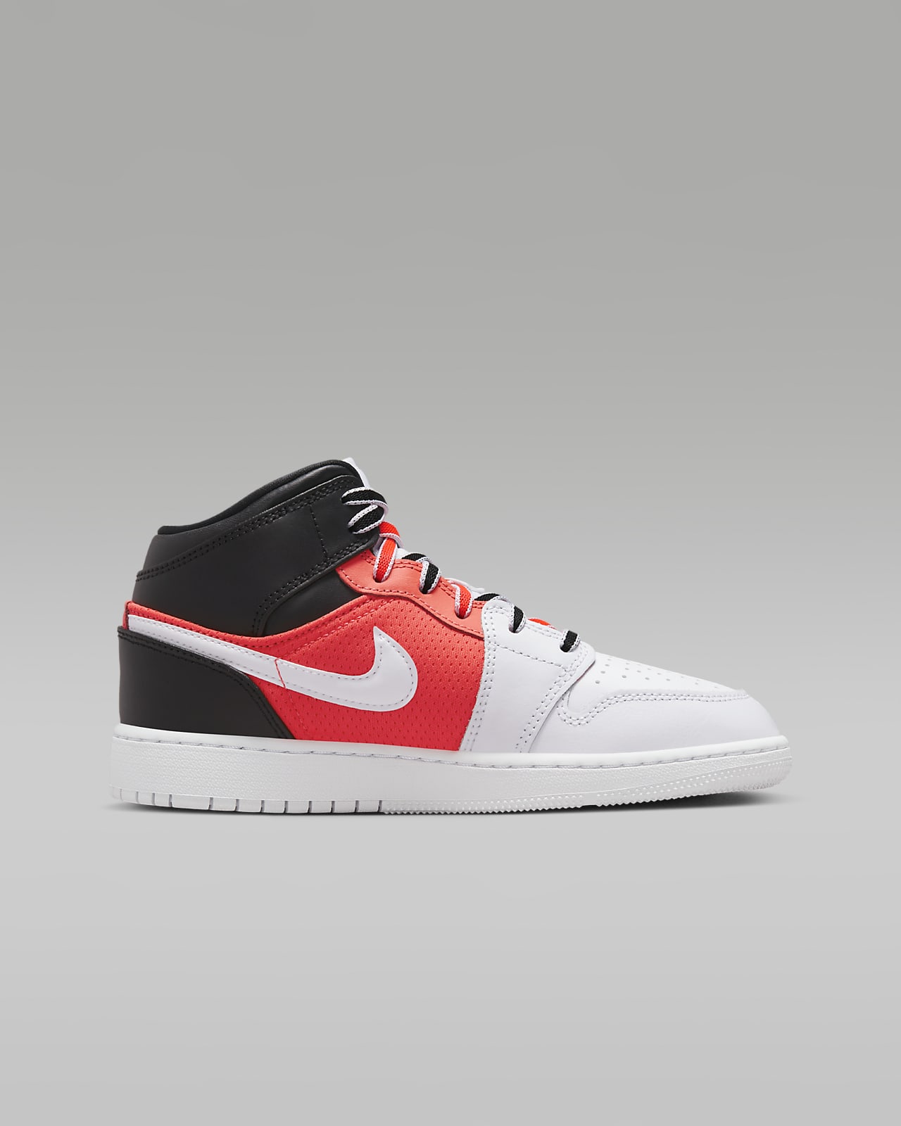 Air Jordan 1 Mid SE Older Kids' Shoes. Nike ID