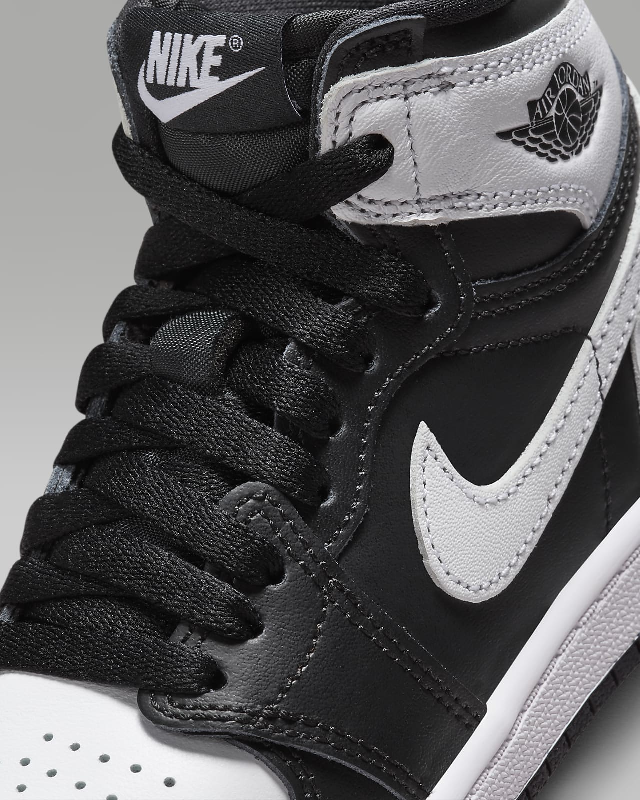 Nike air jordan clearance 1 retro high white