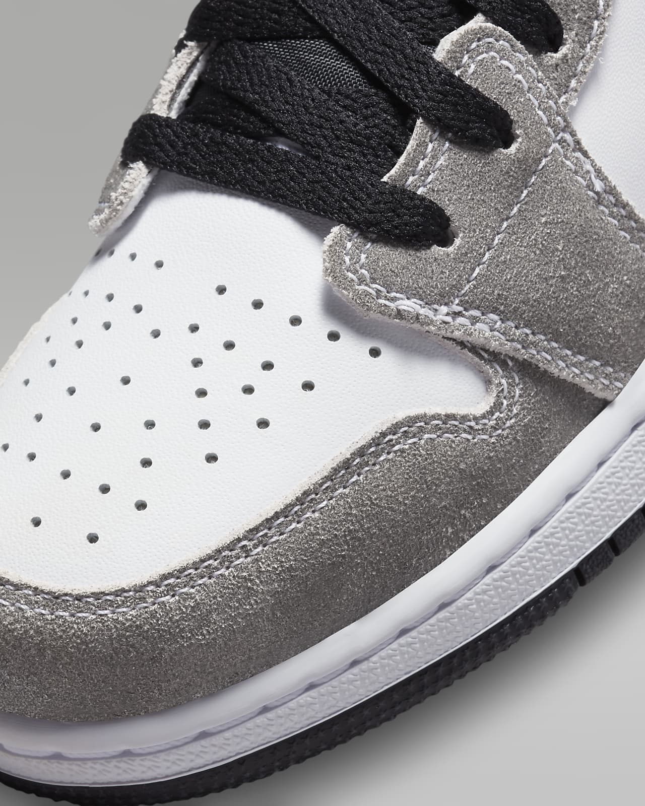 Air Jordan 1 低筒SE 大童鞋款。Nike TW