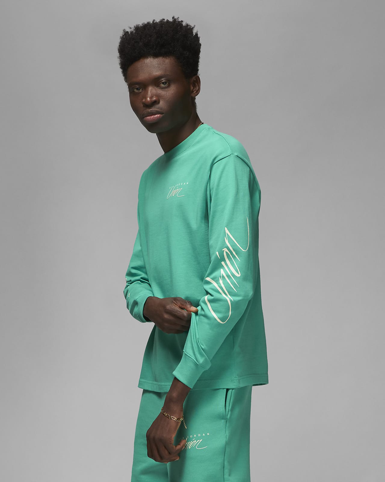 T shirt manche outlet longue jordan
