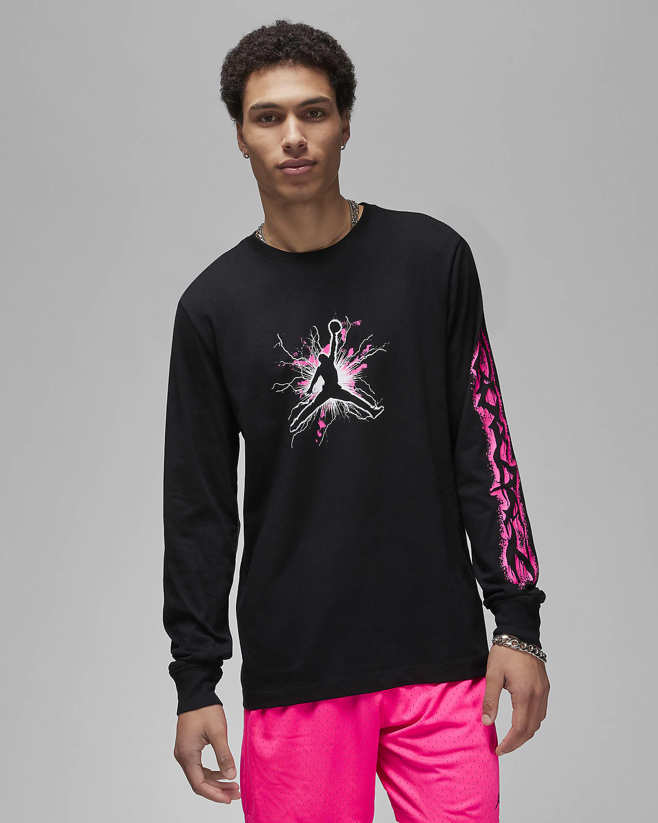 Nike long sale sleeve graphic tee