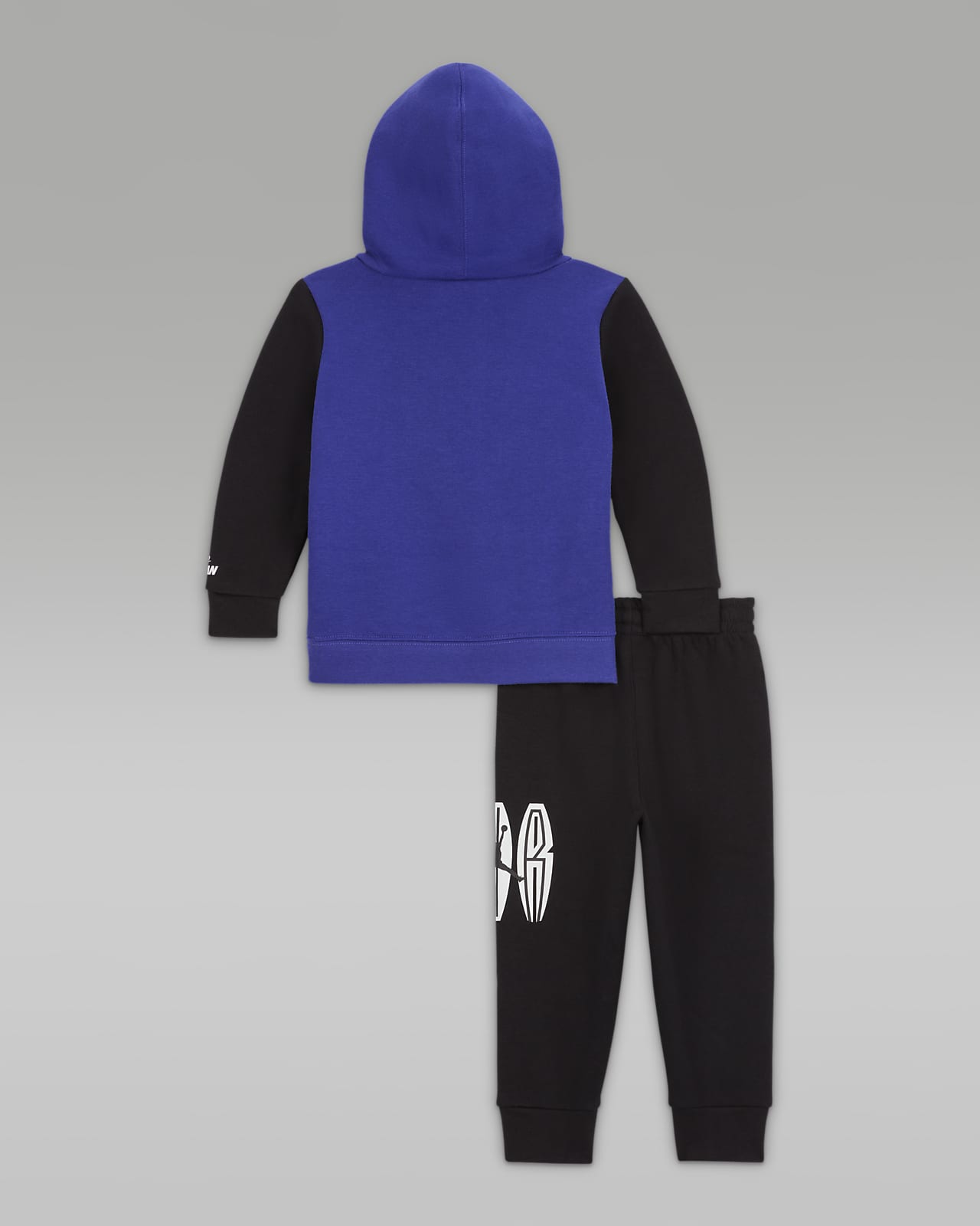 Jordan Essentials Fleece Set (Infant), Carbon Heather, 12 : :  Clothing, Shoes & Accessories