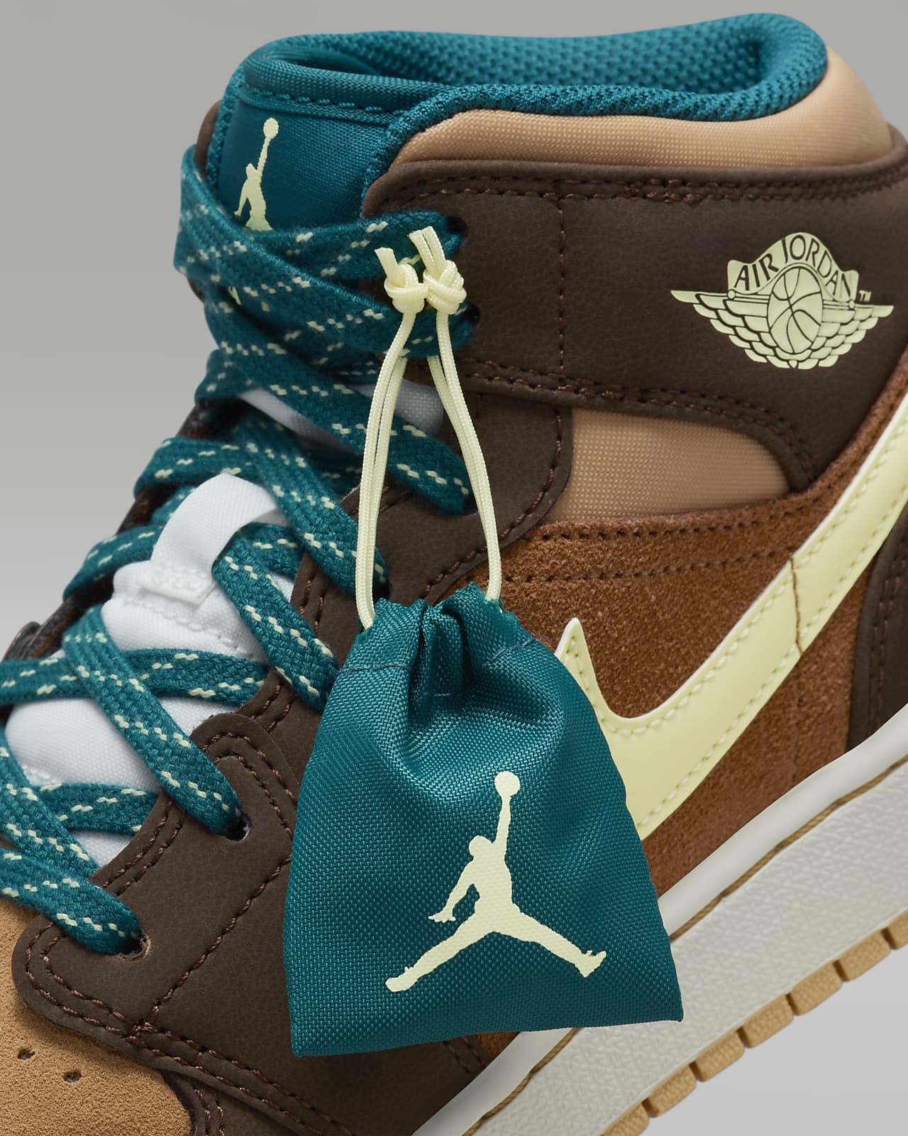 Calzado para ni os grandes Air Jordan 1 Mid SE