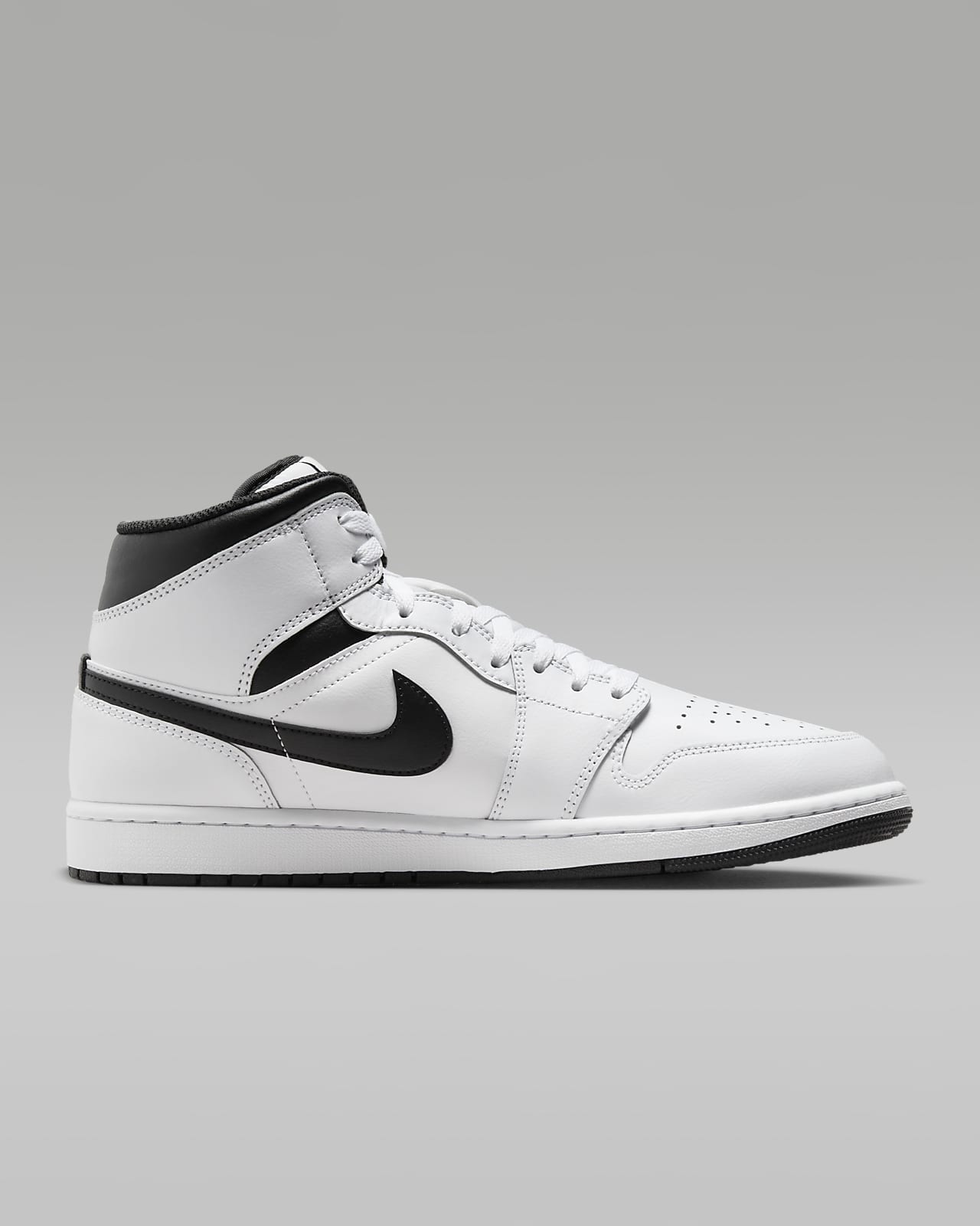 【新品】Nike Air Jordan 1 Mid 黒/白/イエロー　27.5コメント失礼致します