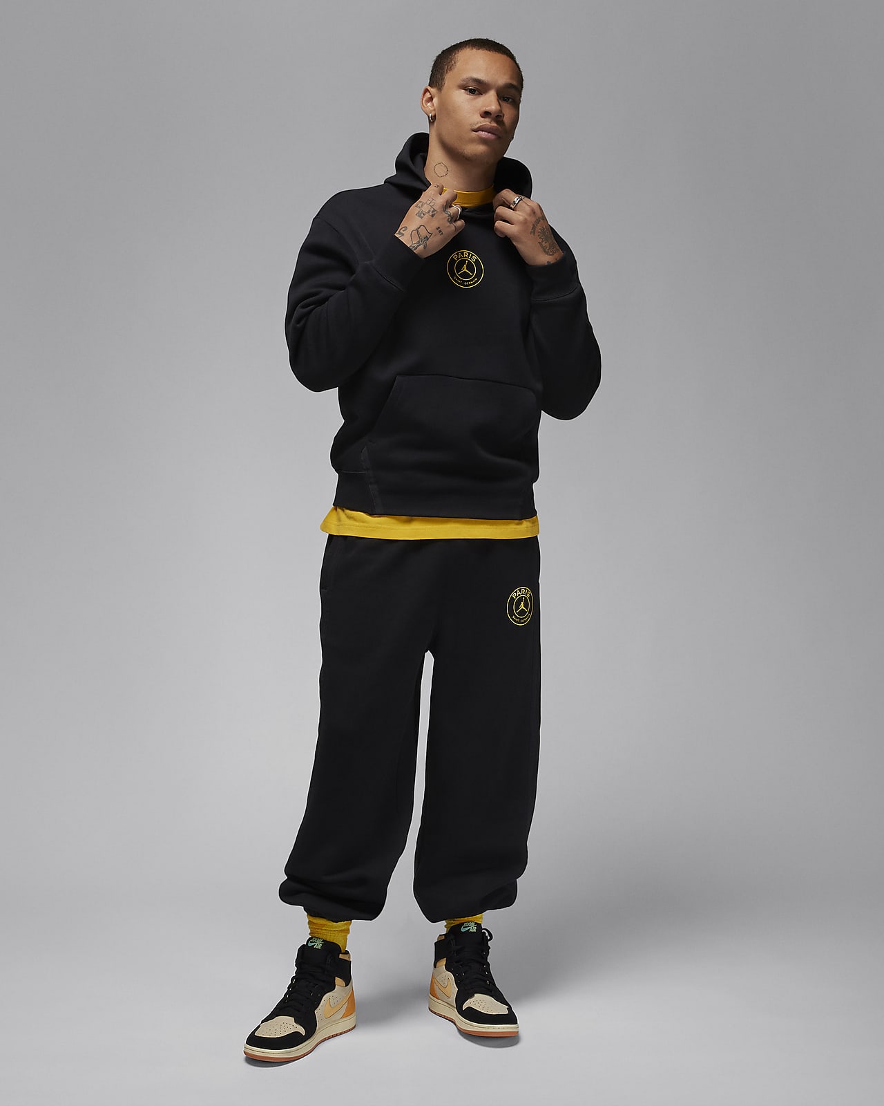 Psg best sale hoodie black