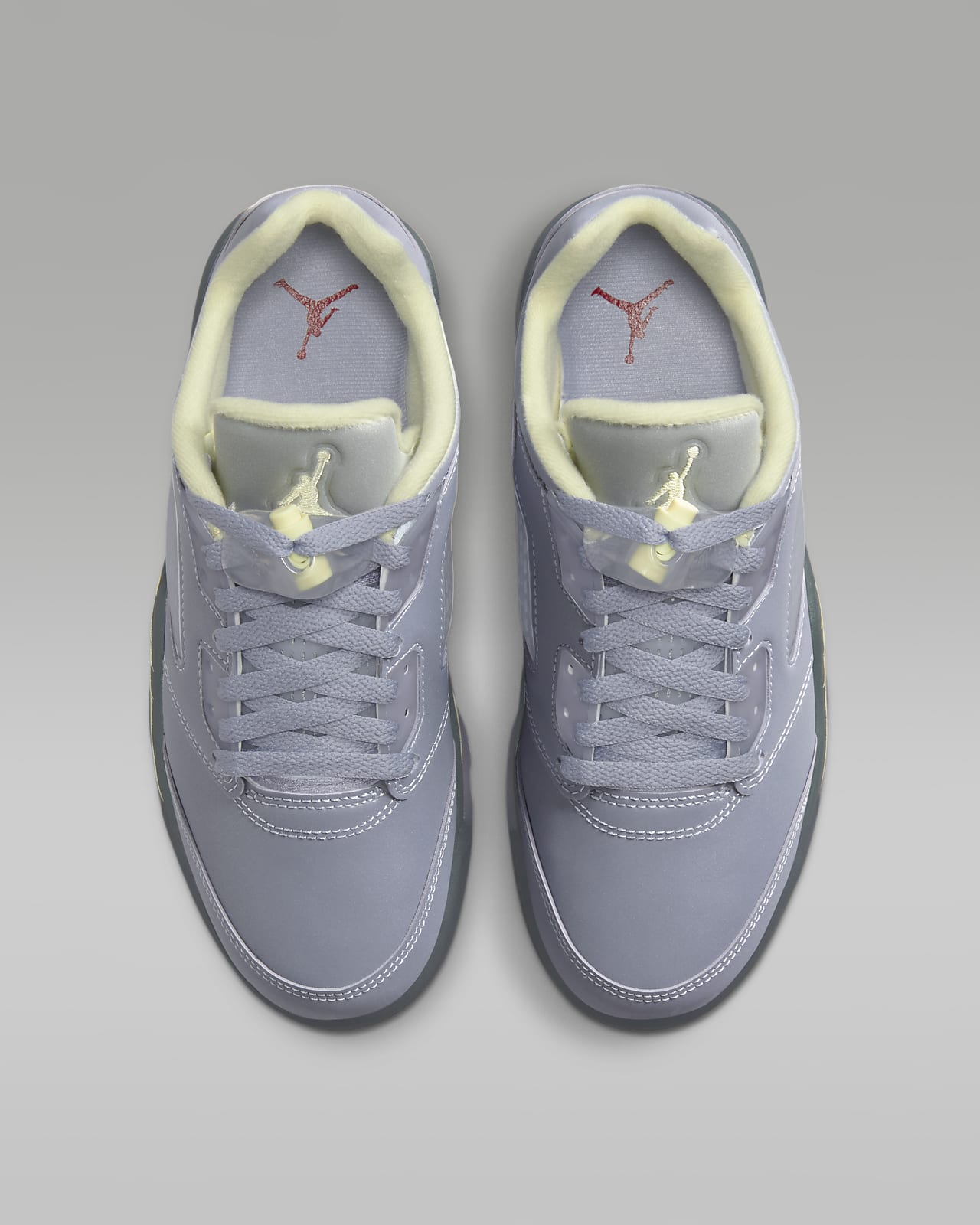 Air Jordan 5 Retro 低筒女鞋。Nike TW