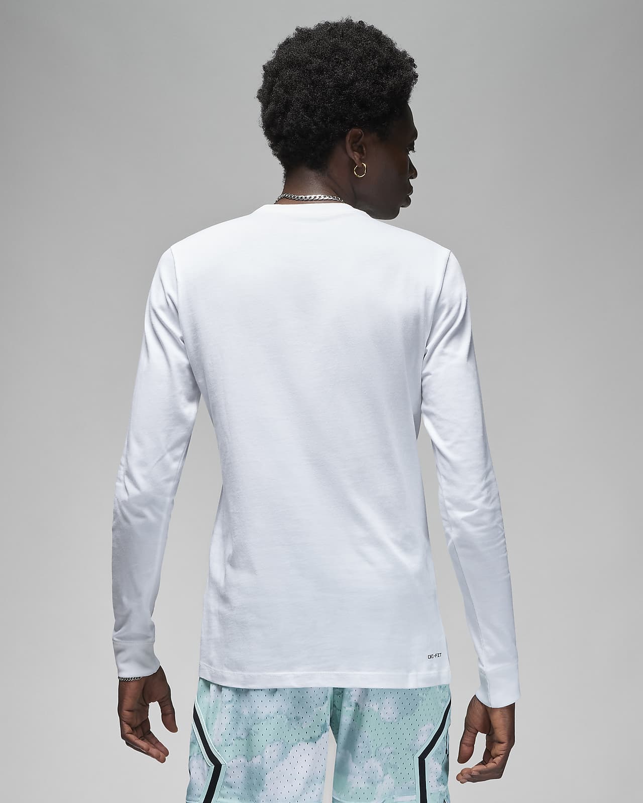Jordan Sport Men's Long-Sleeve T-Shirt. Nike CA